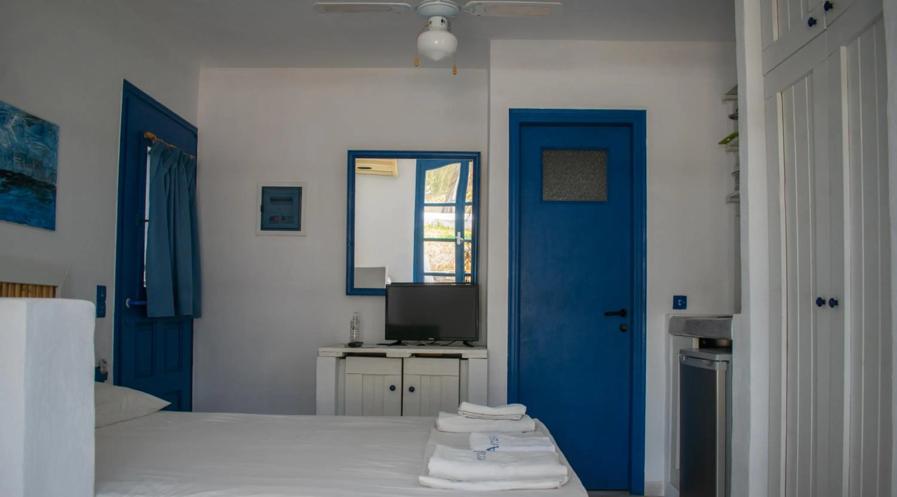 Bed in Aeraki Studios