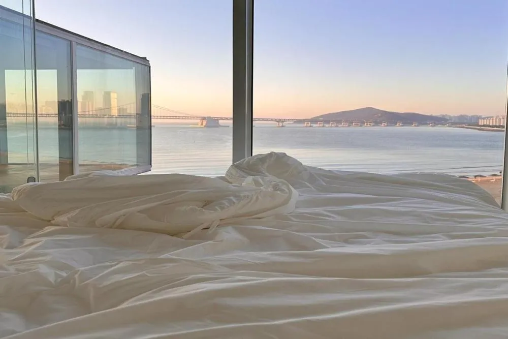 Bed in Busan Lazy Morning Ocean View Pension