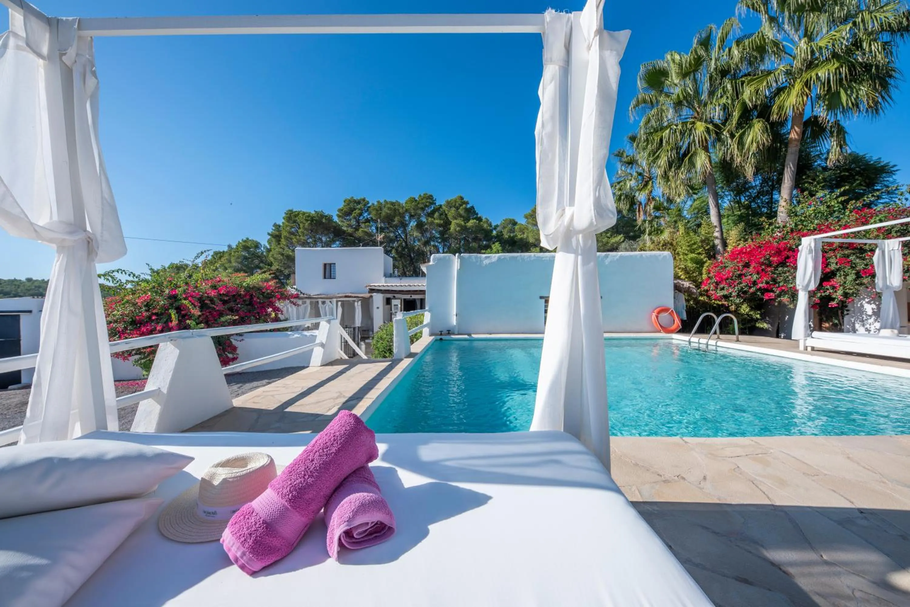 Pool view in Agroturismo Can Cosmi Prats