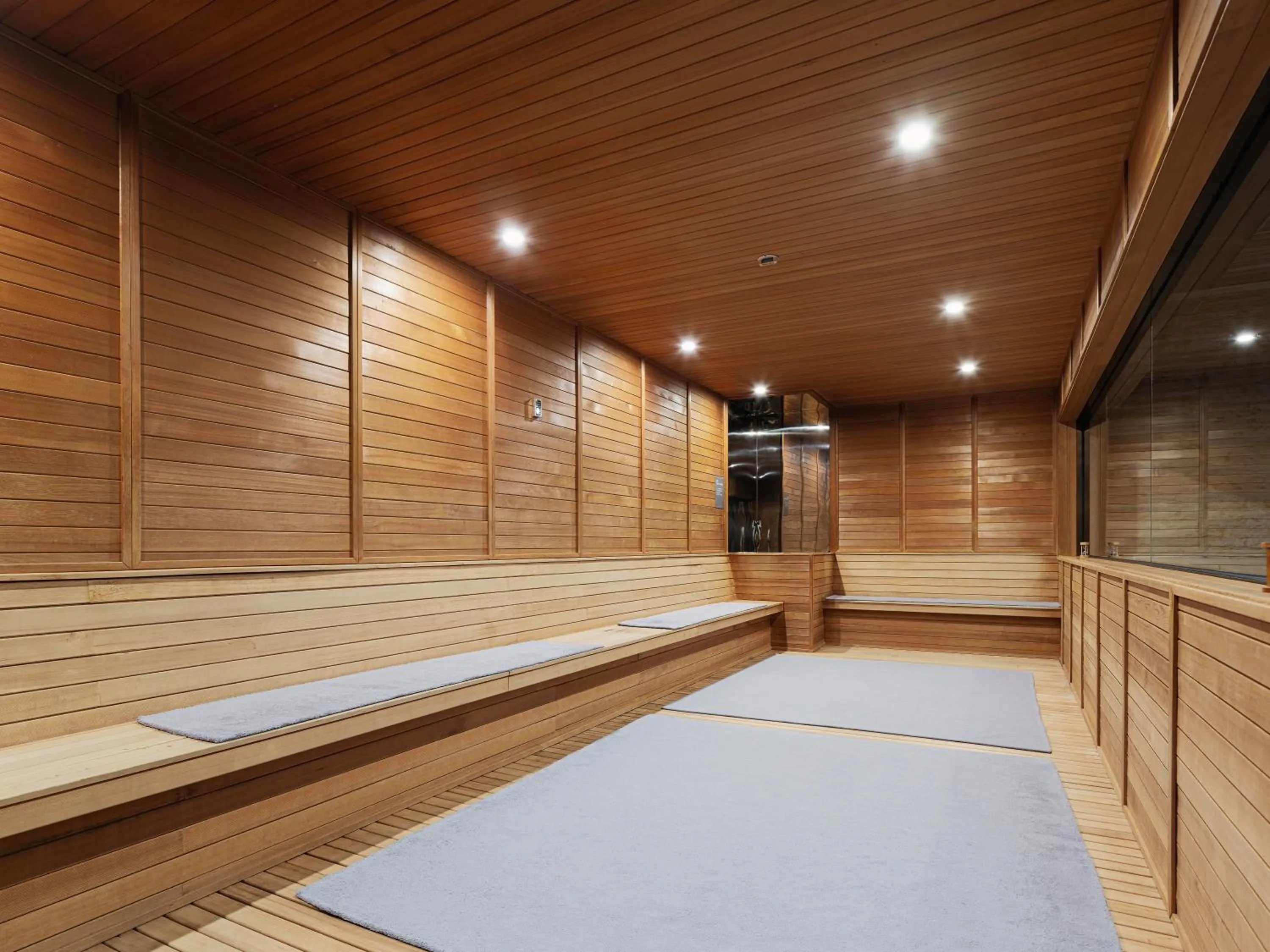 Sauna in Le Collective Sokcho Central