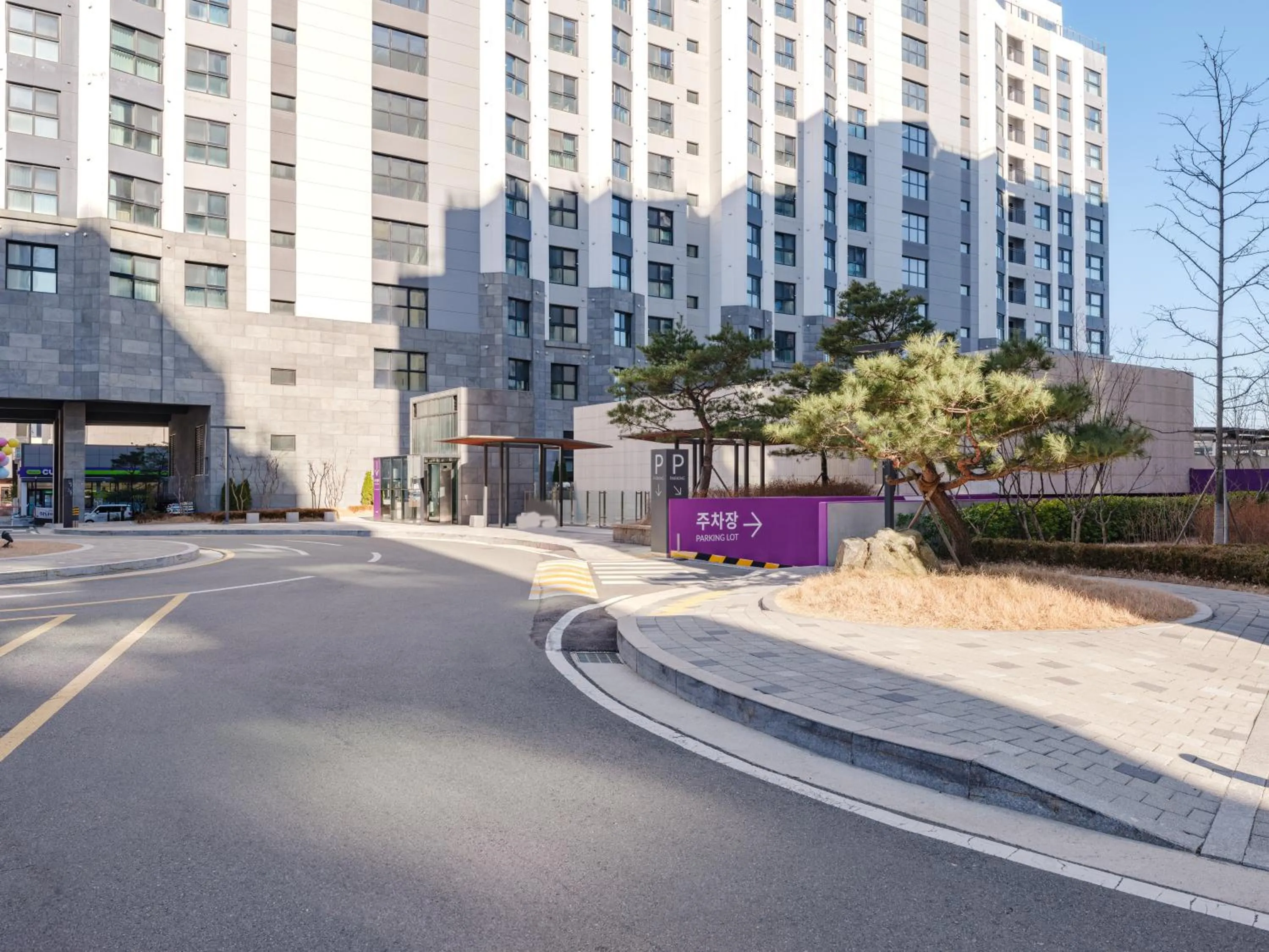 Property building in Le Collective Sokcho Central