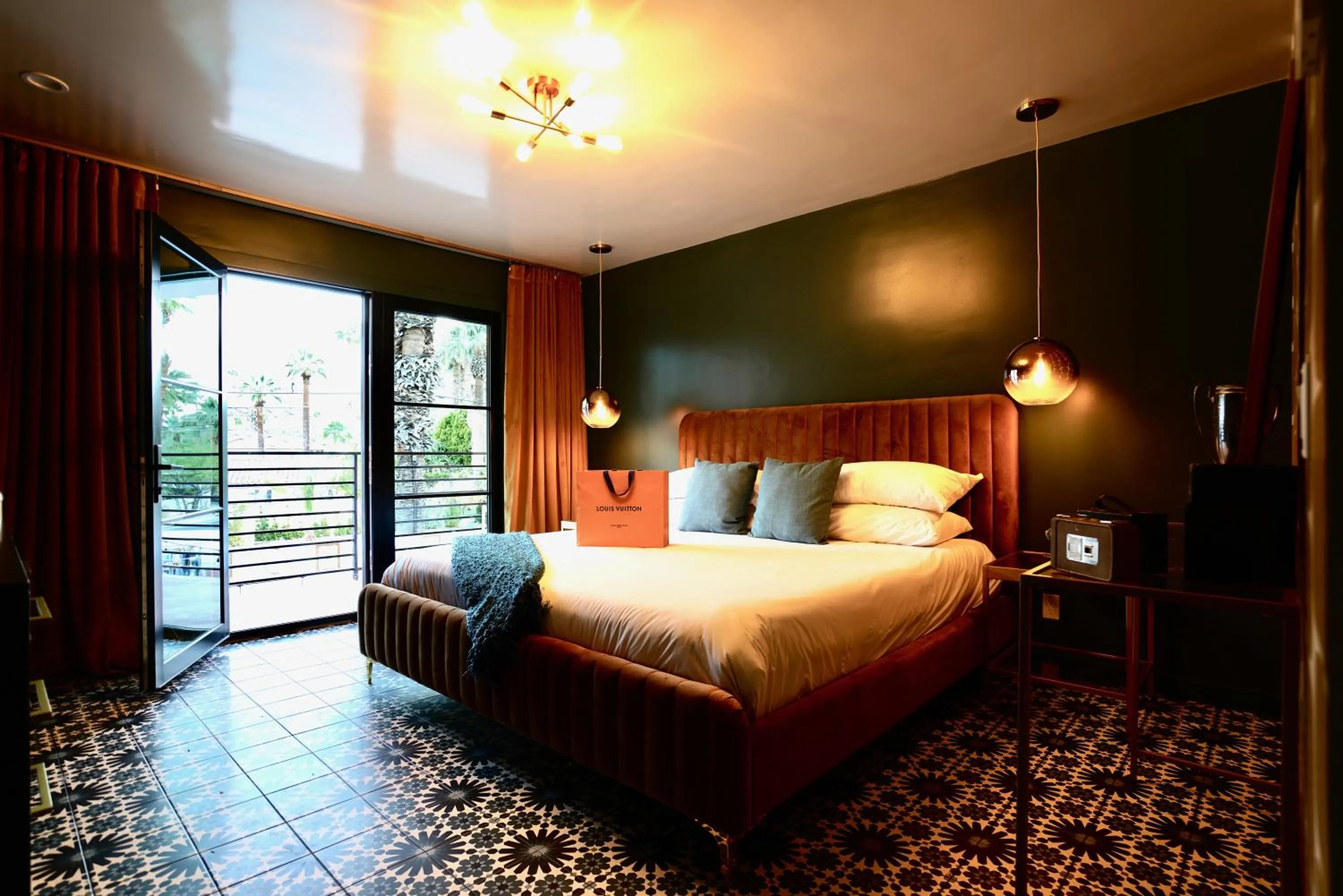 Bed in The Stardust Hotel - Adults Only