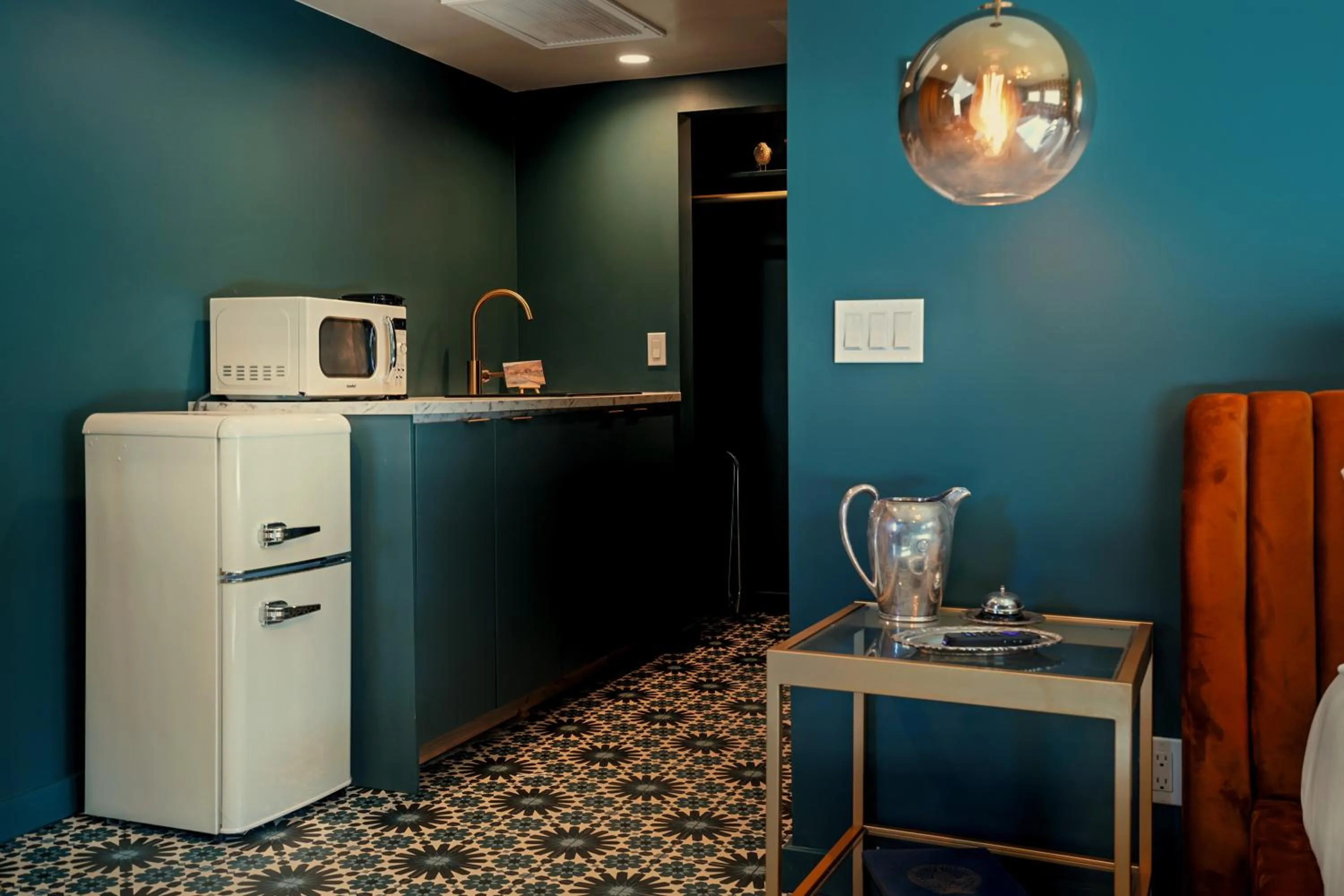 The Stardust Hotel - Adults Only