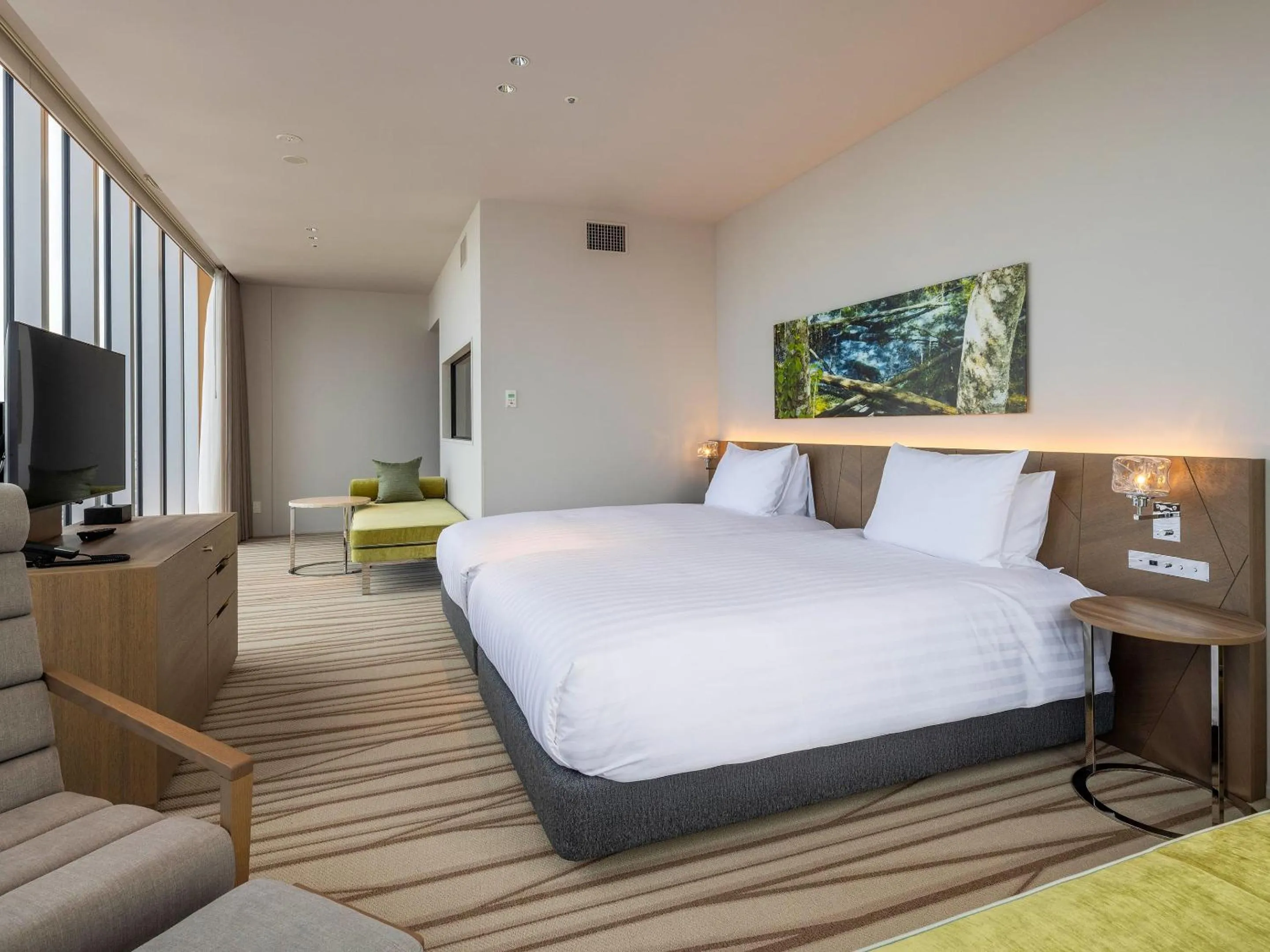 Bed in SAPPORO HOTEL by GRANBELL