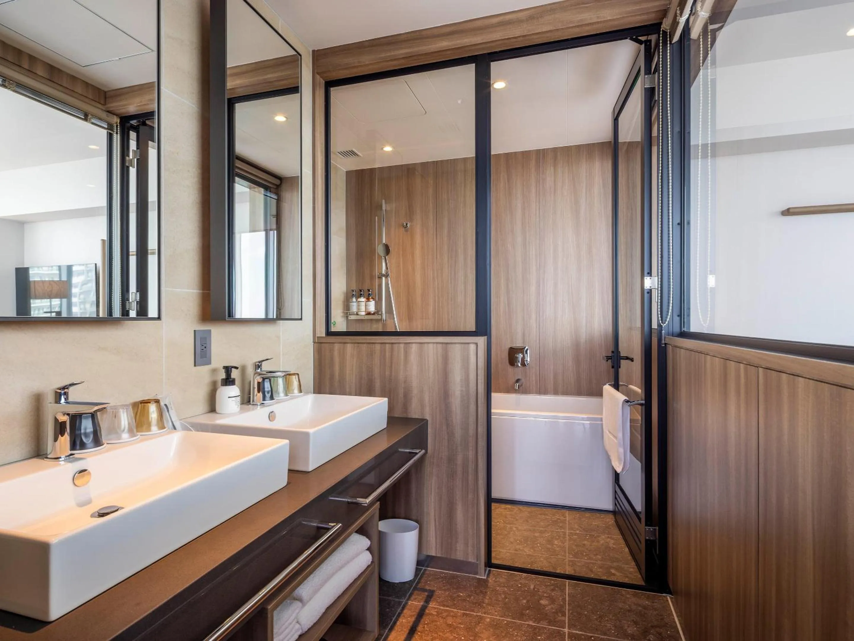 Bathroom, Bed in SAPPORO HOTEL by GRANBELL