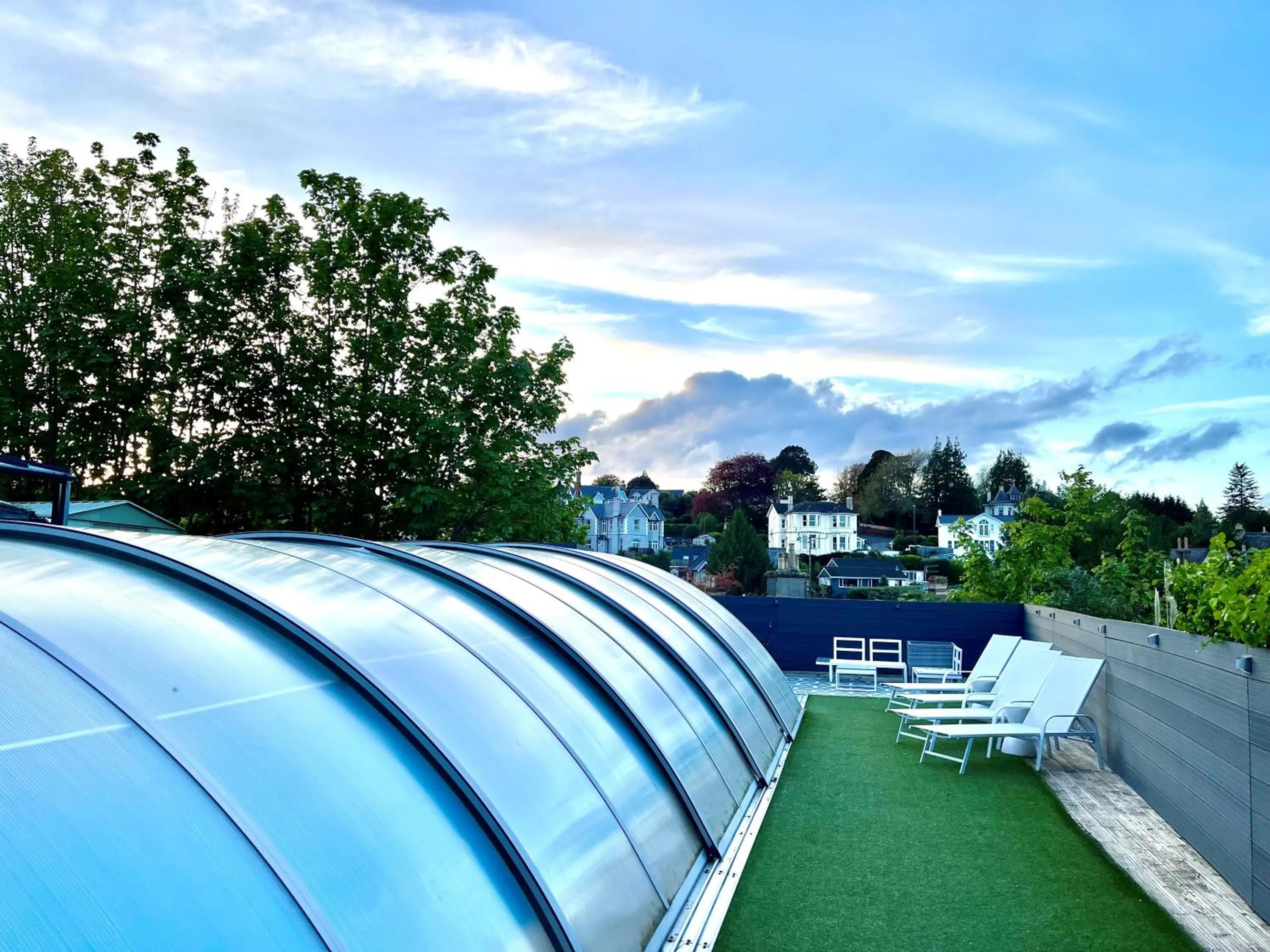 Swimming pool in Atlantis Holiday Apartments
