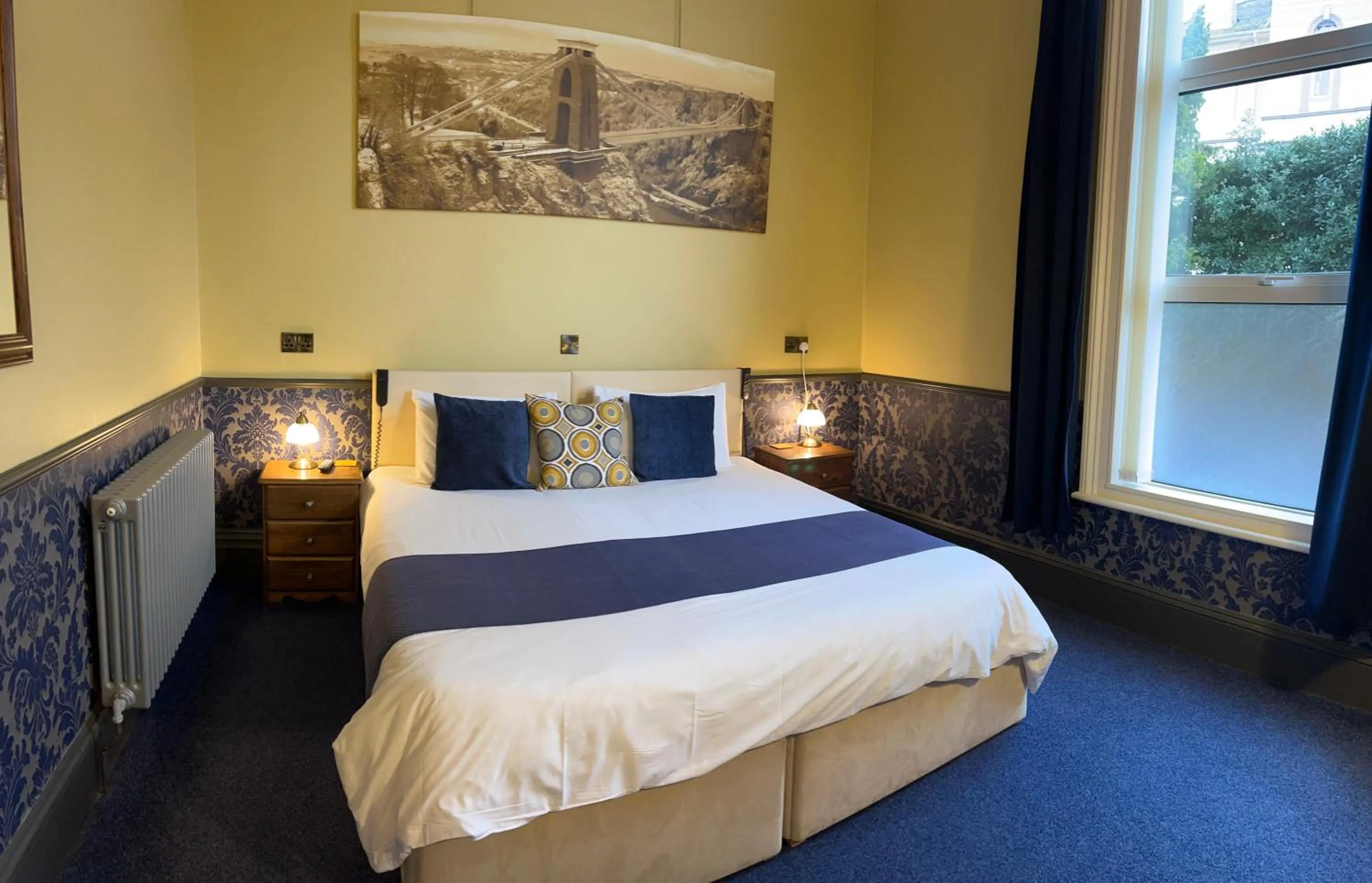 Bedroom, Bed in Atlantis Holiday Apartments