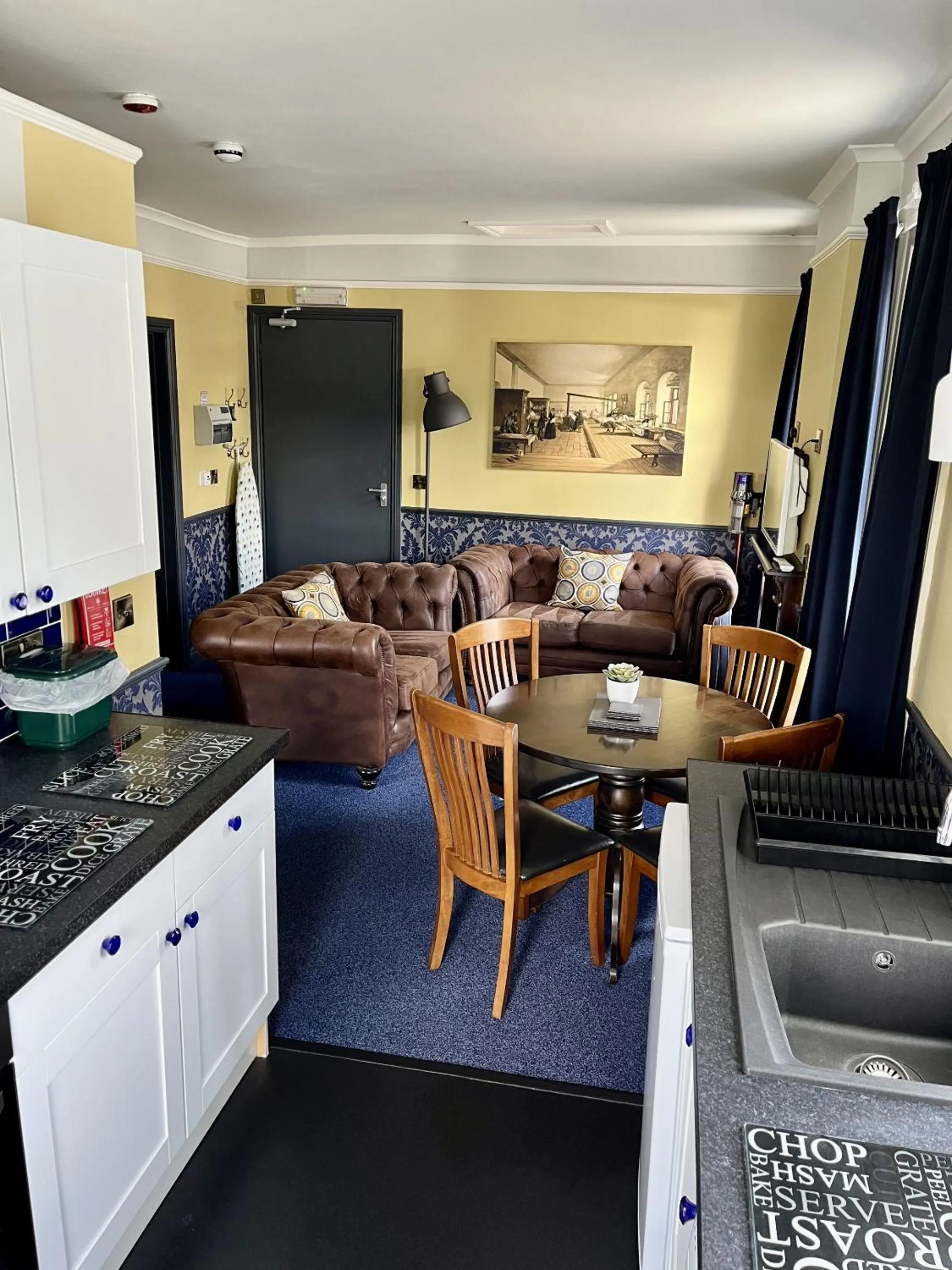 Living room in Atlantis Holiday Apartments