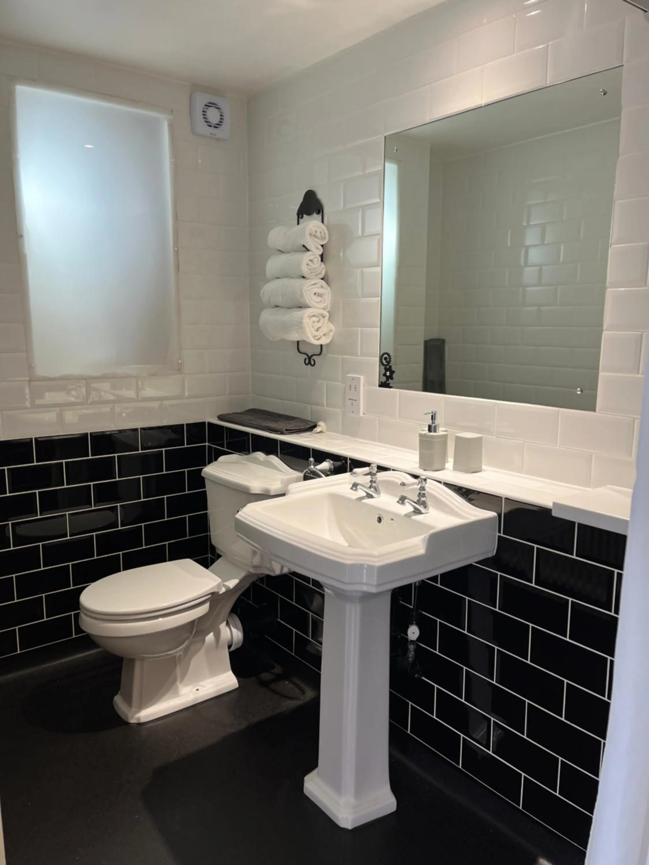 Shower in Atlantis Holiday Apartments