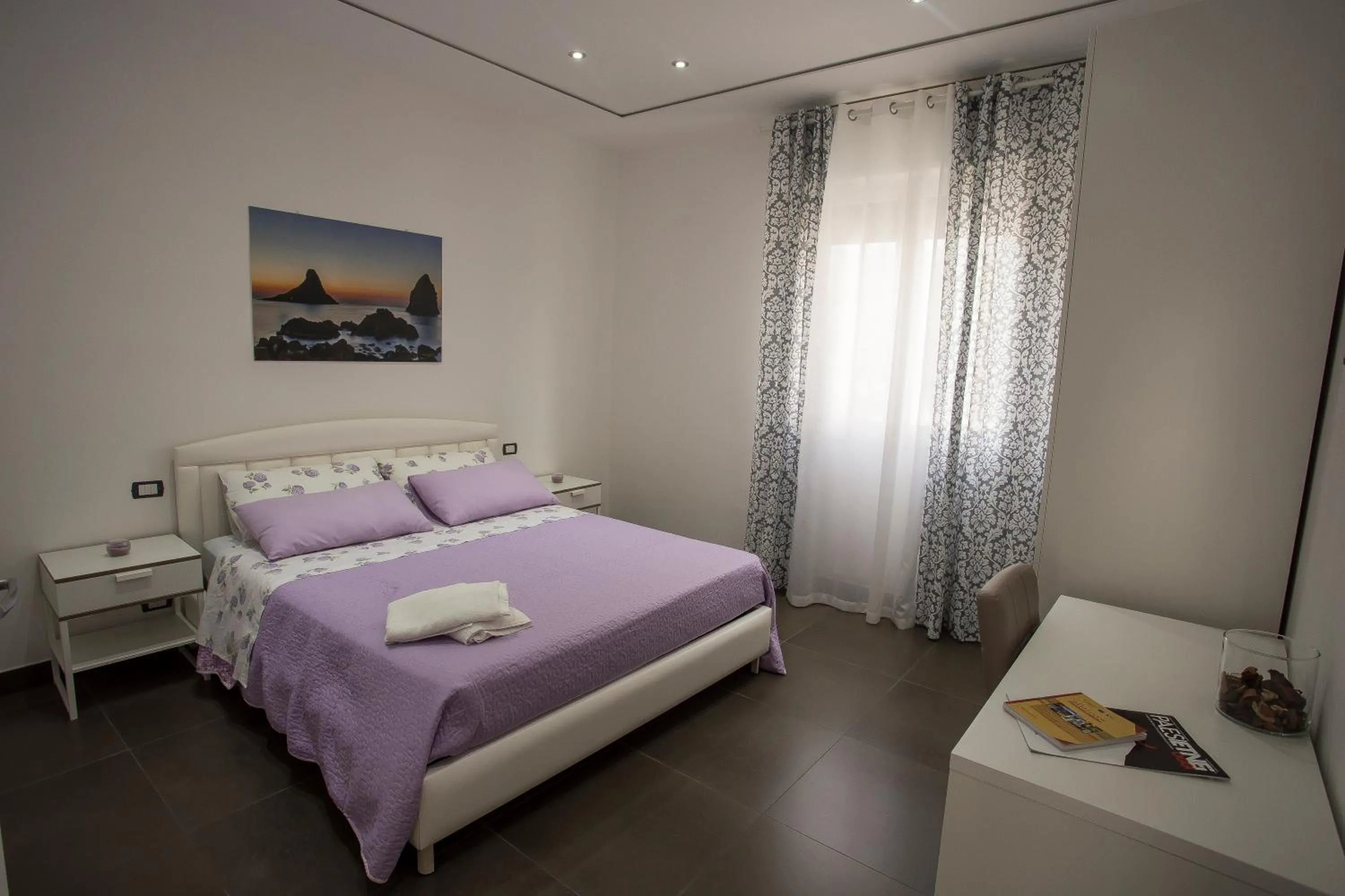 Bedroom, Bed in House Etna View