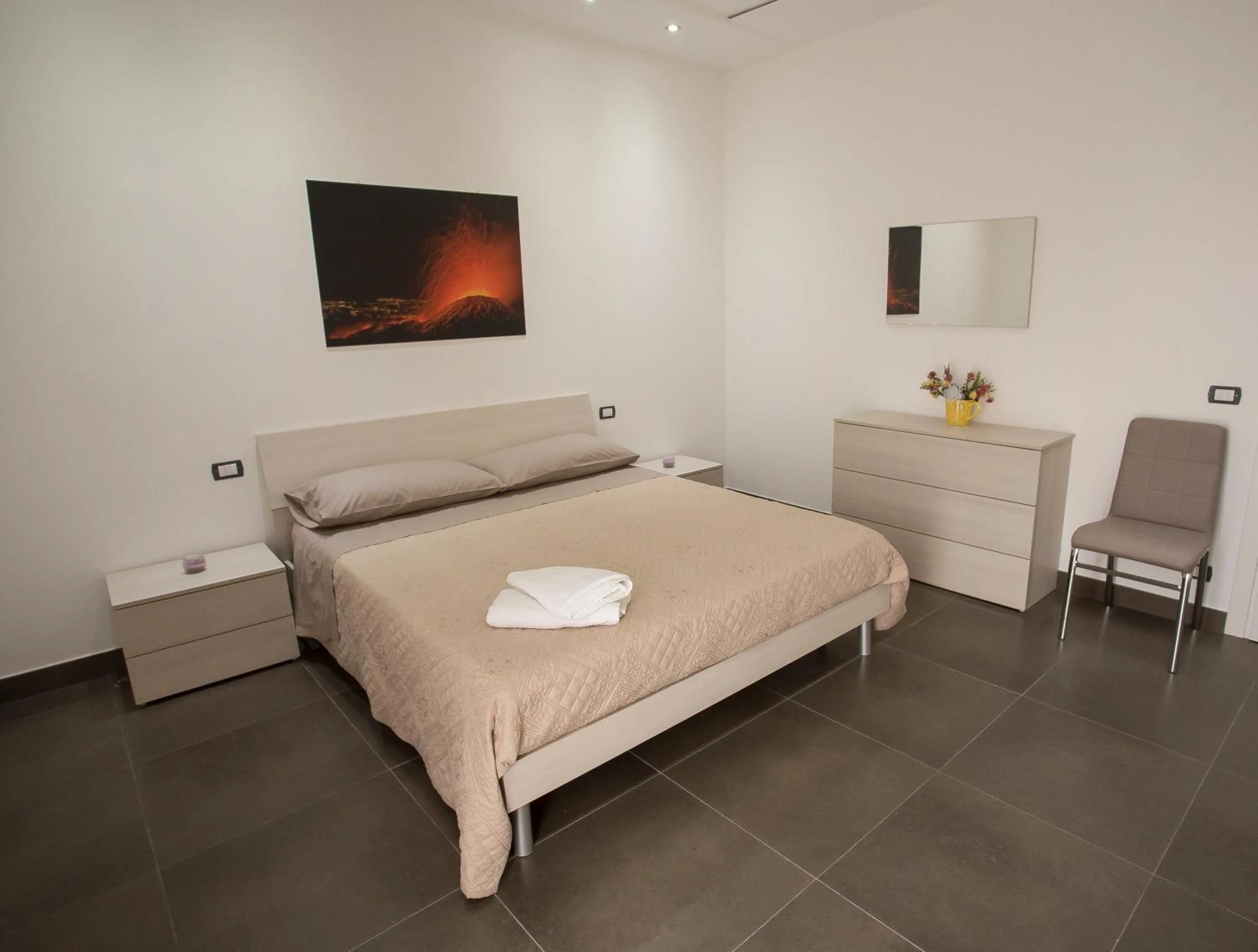 Bedroom, Bed in House Etna View