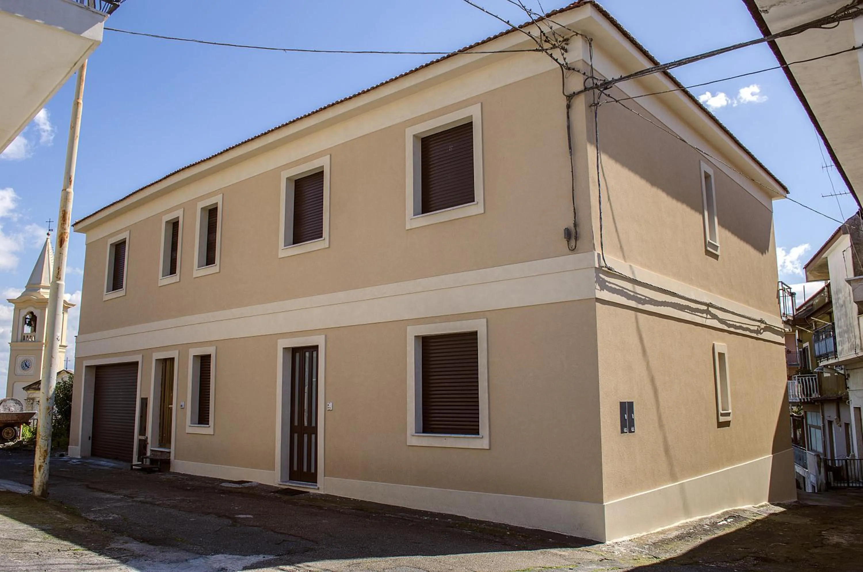 Facade/entrance in House Etna View