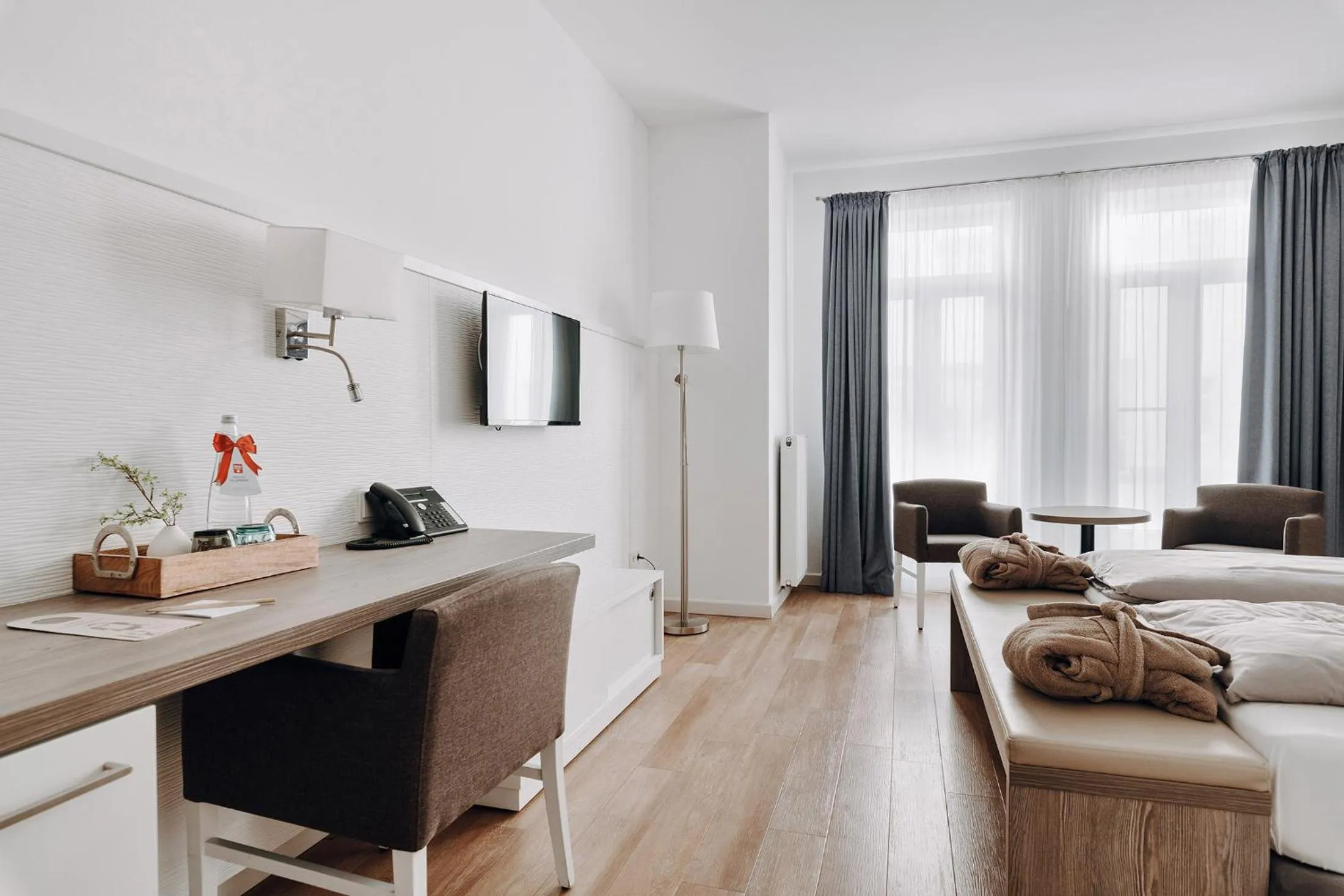 Seating area, Bed in Hotel Inselhof Borkum