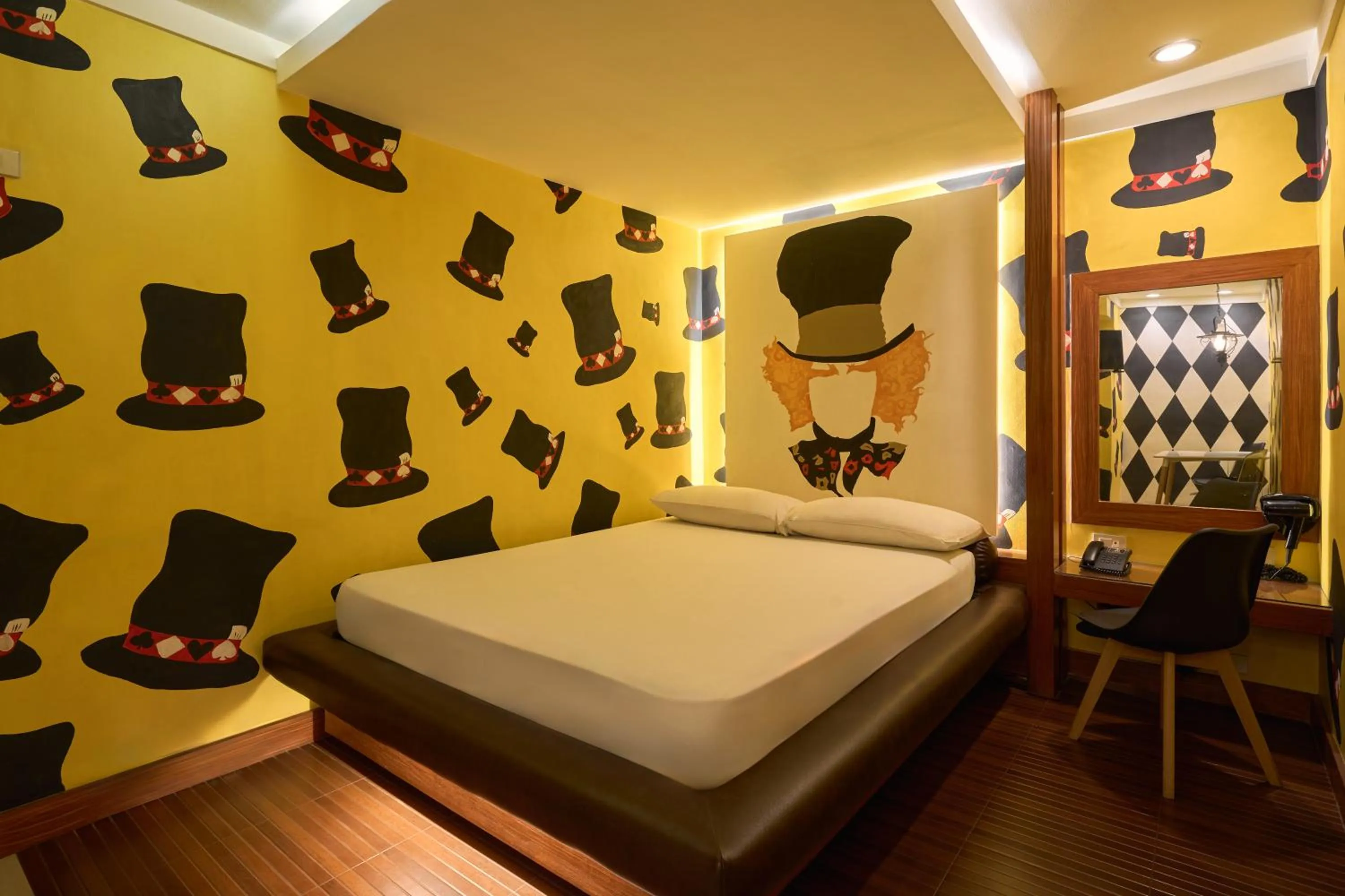 Bedroom, Bed in Victoria Court North Edsa