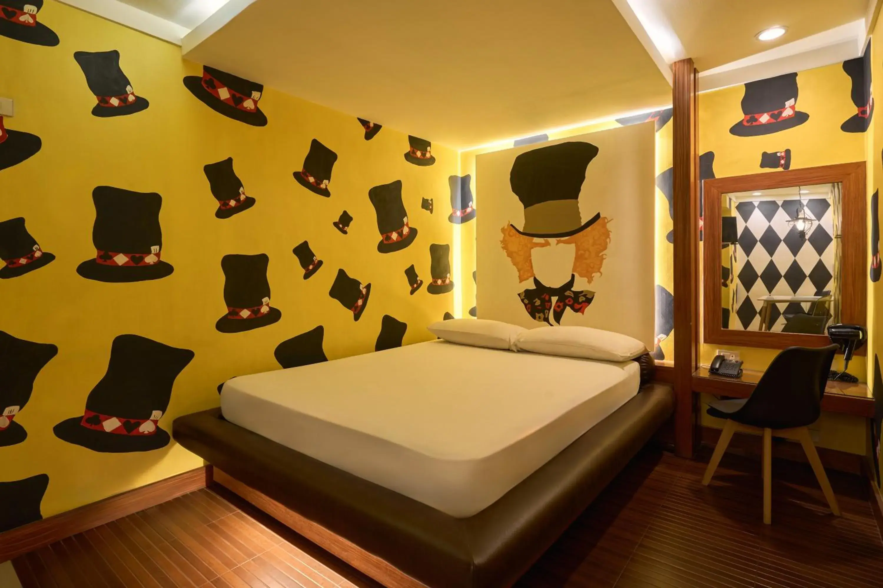 Standard Double or Twin Room in Victoria Court North Edsa Standard Double or Twin Room in Victoria Court North Edsa