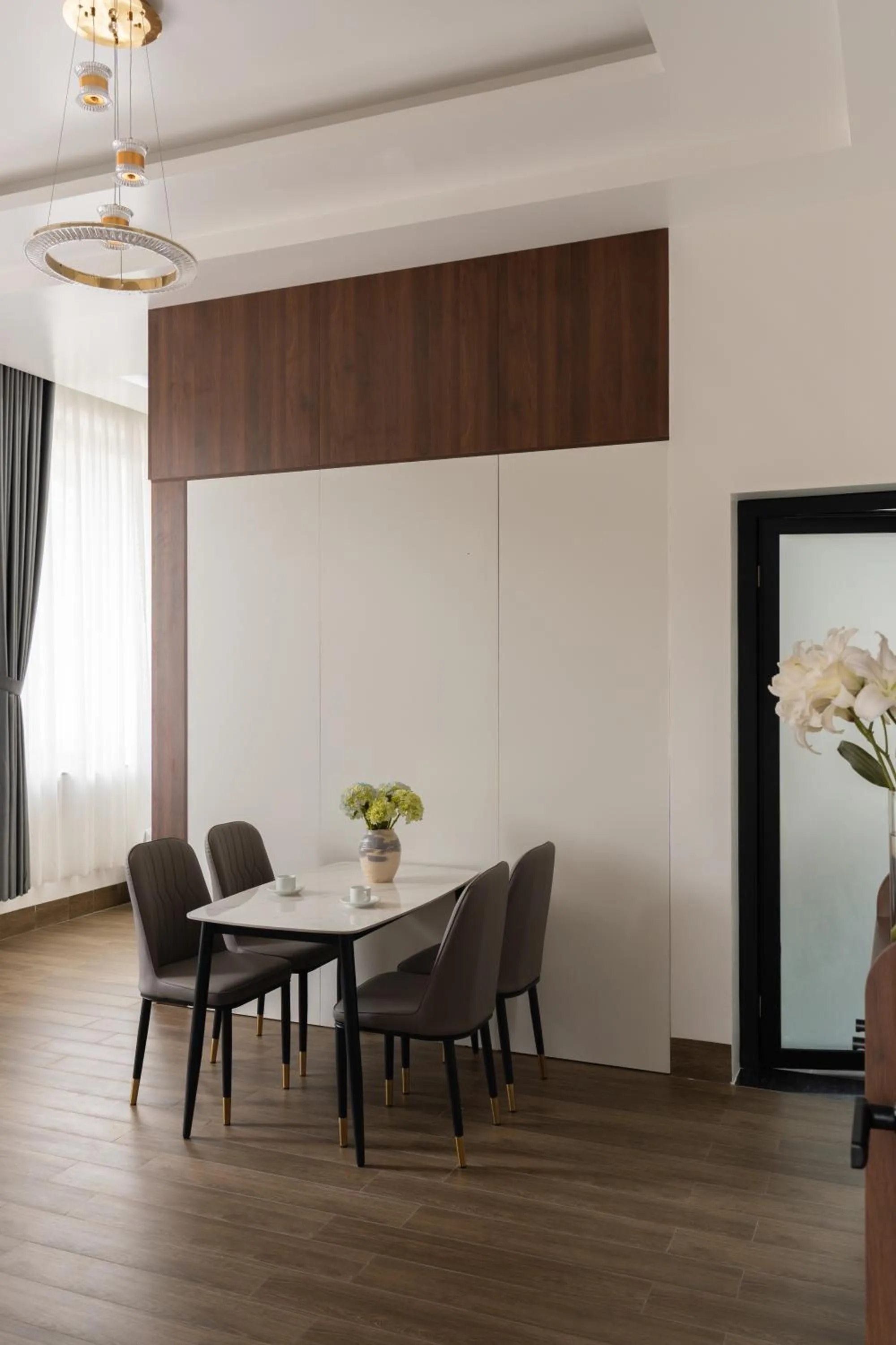 Seating area in Anteaus Hotel Đà Lạt