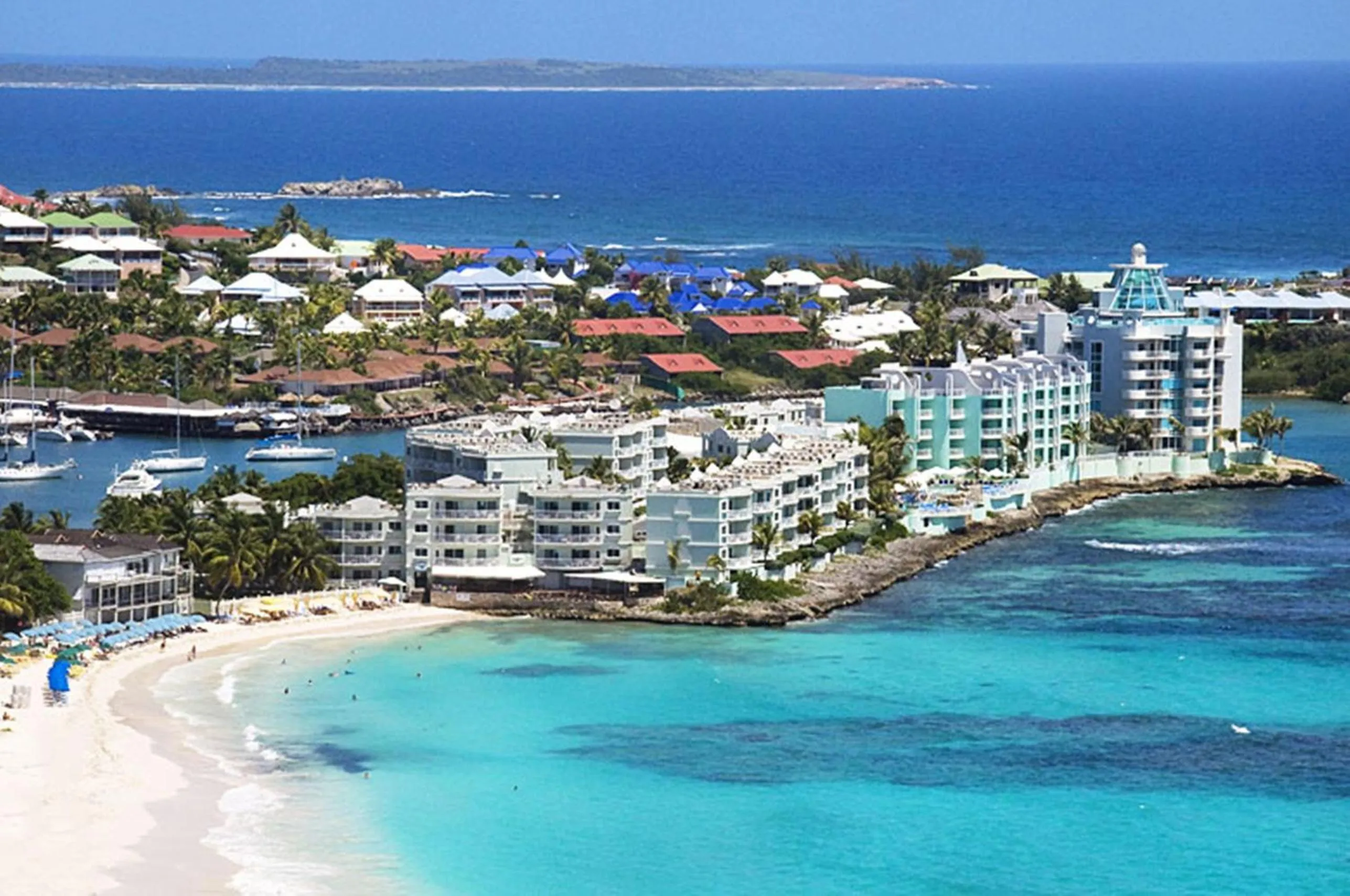 Property building in Oyster Bay Beach Resort