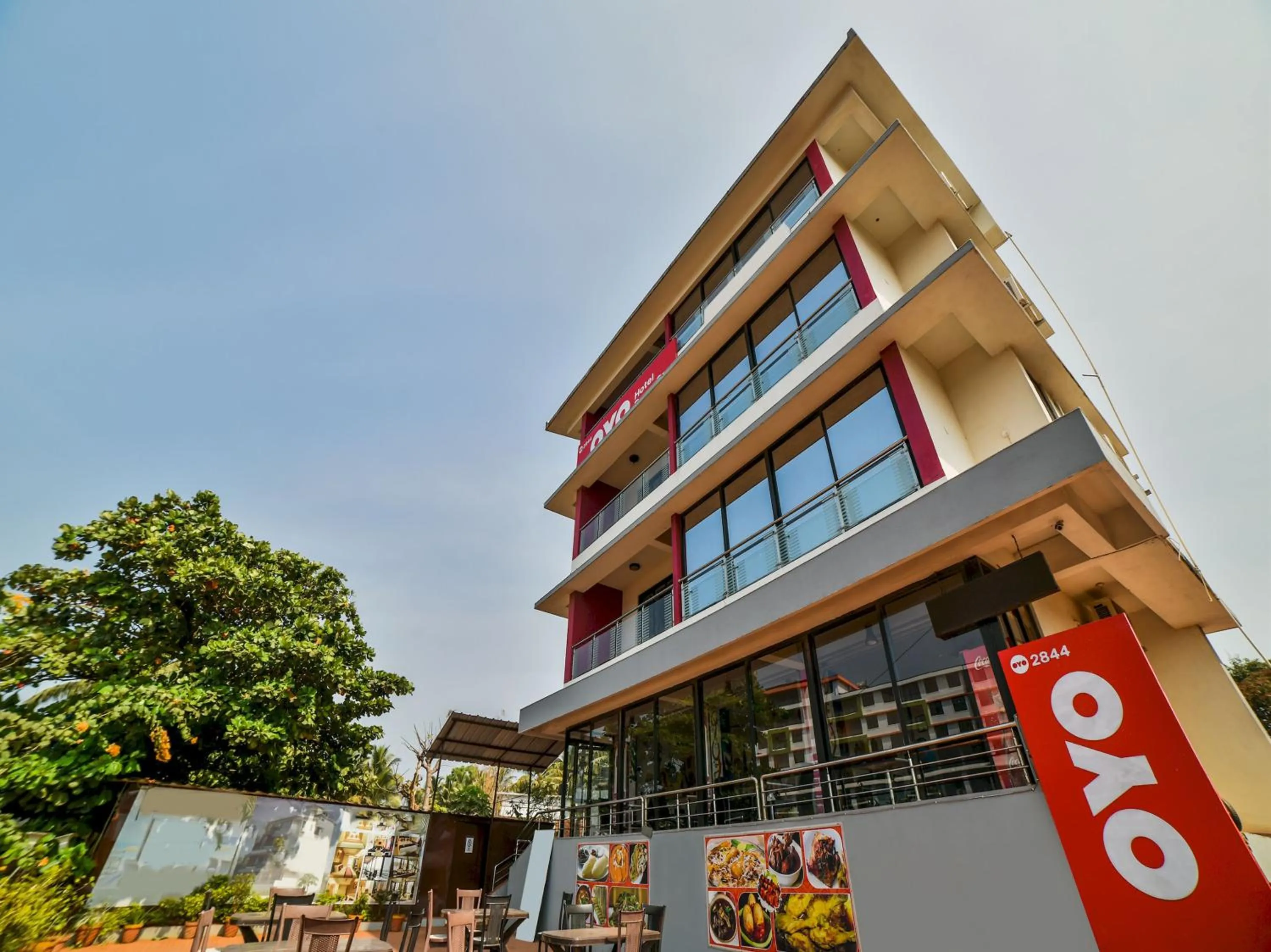 Facade/entrance in Dewa Goa Hotel Near Dabolim Airport