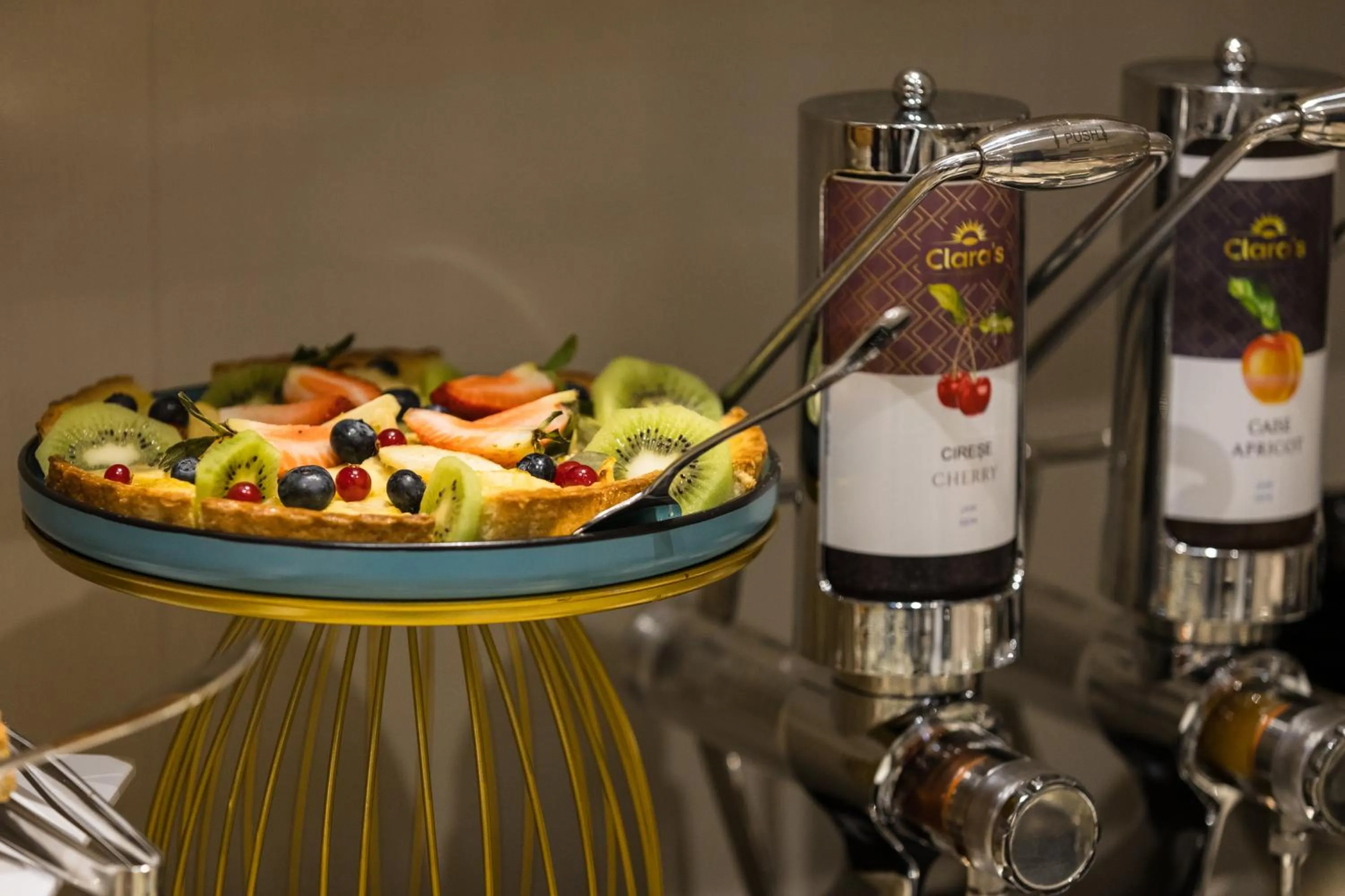 Breakfast in Le Blanc Cotroceni Hotel