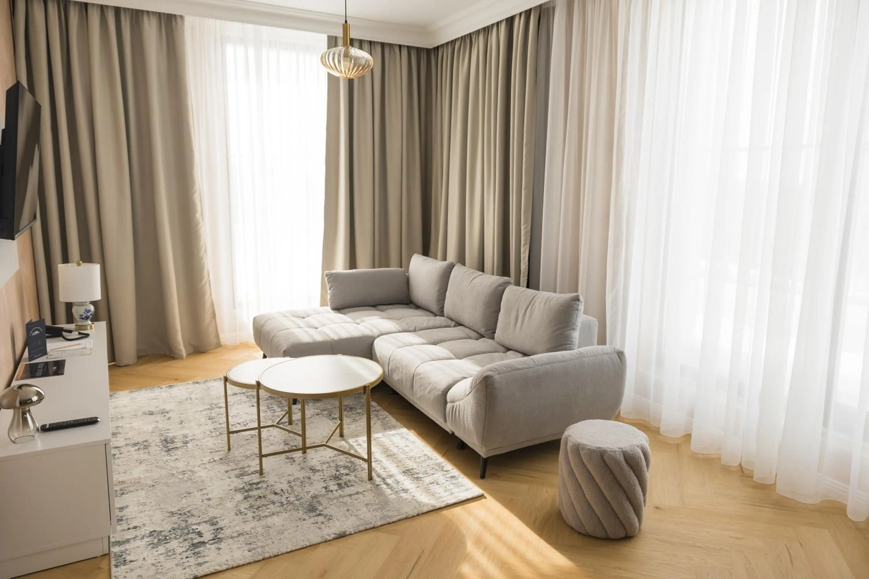 TV and multimedia in Le Blanc Cotroceni Hotel