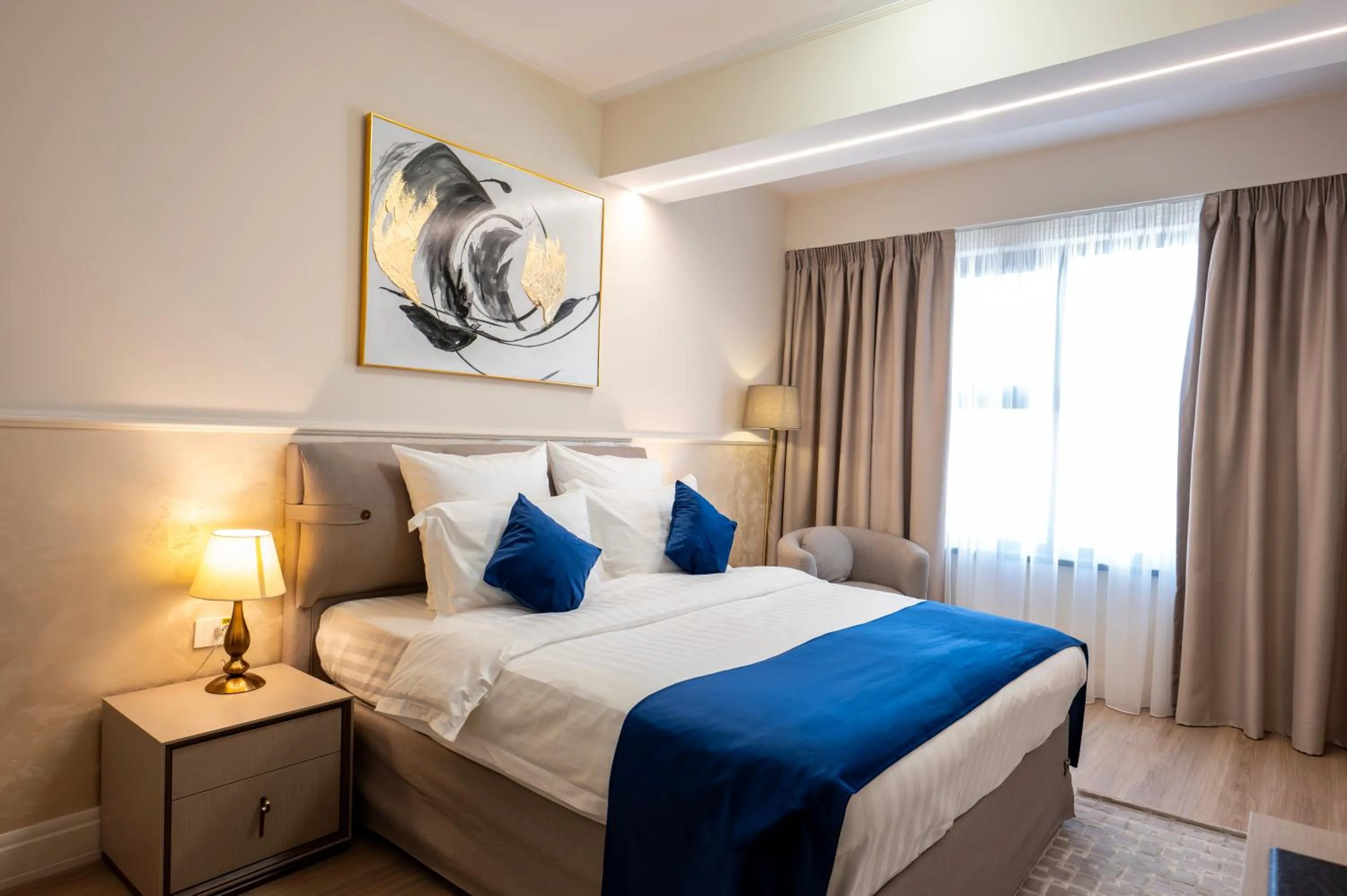 Bed in Le Blanc Cotroceni Hotel