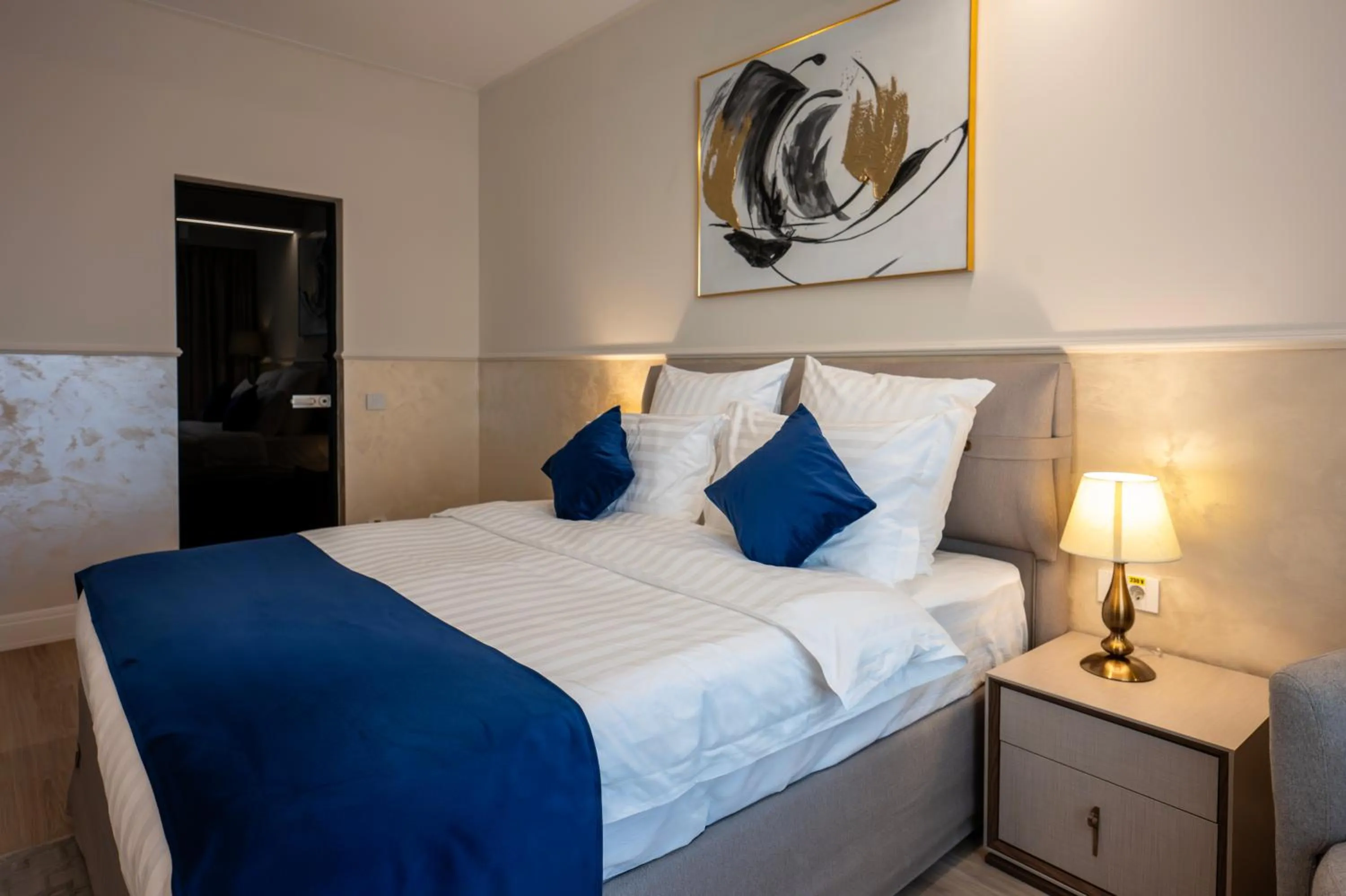 Bedroom, Bed in Le Blanc Cotroceni Hotel