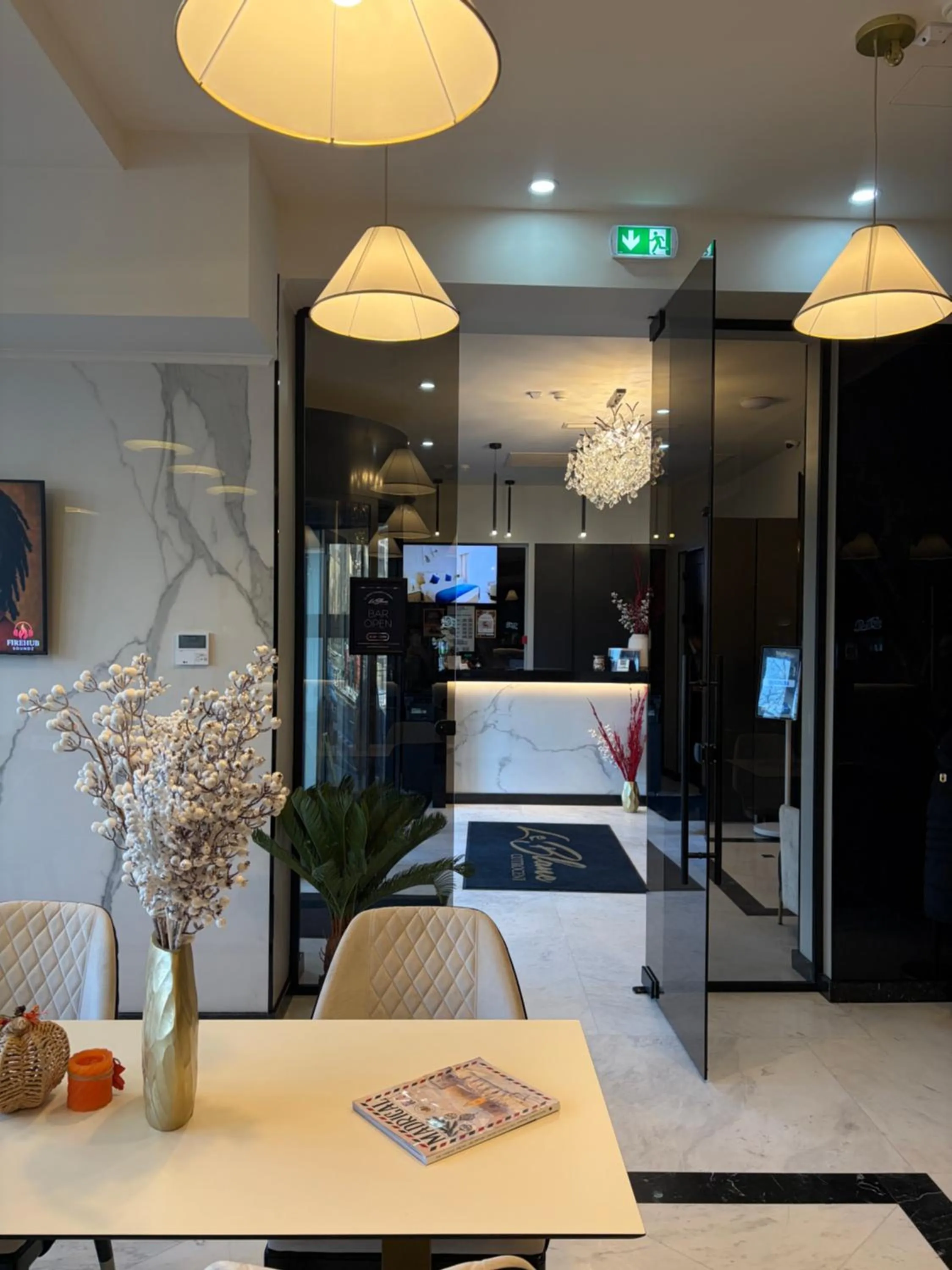 Seating area in Le Blanc Cotroceni Hotel