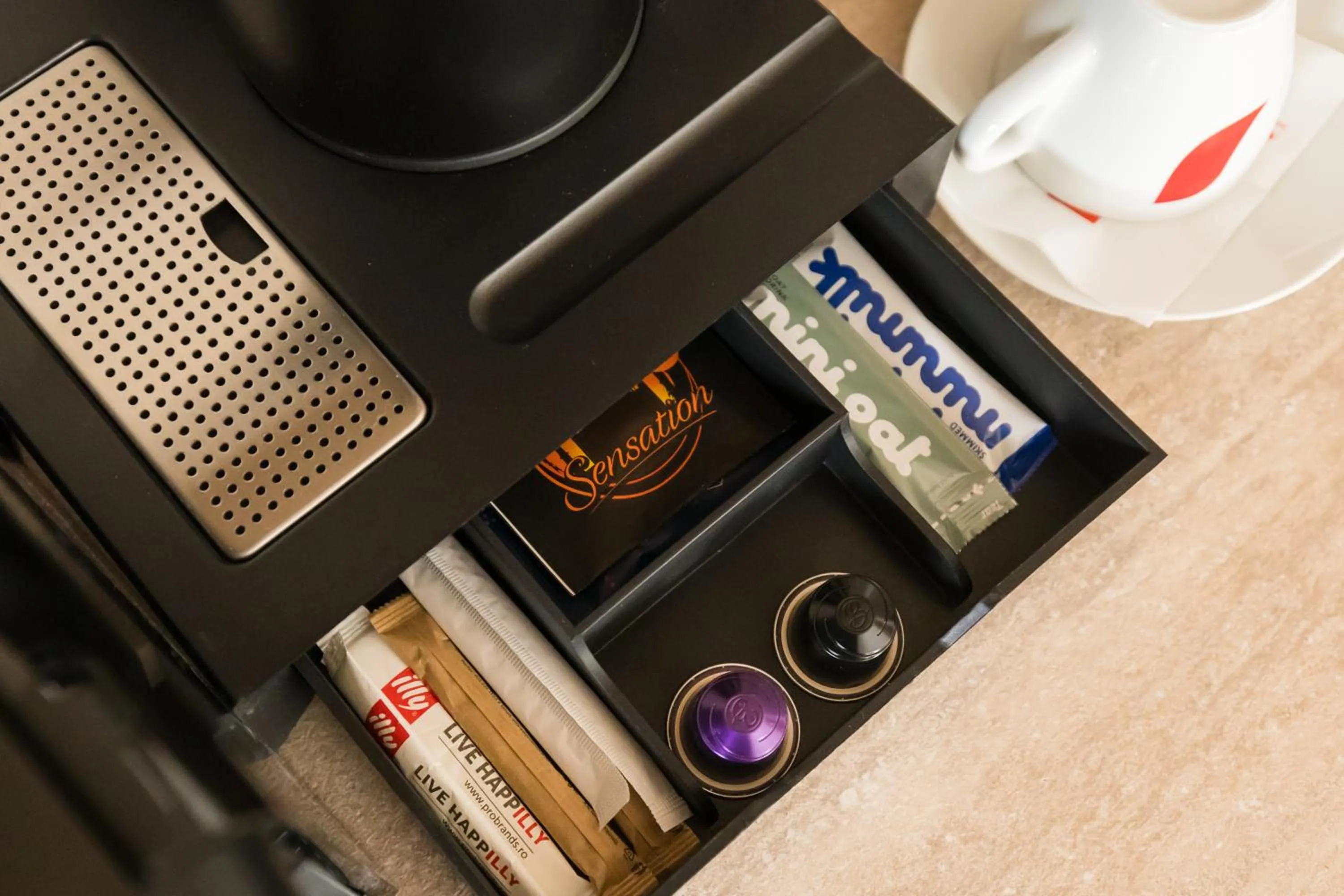 Coffee/tea facilities in Le Blanc Cotroceni Hotel