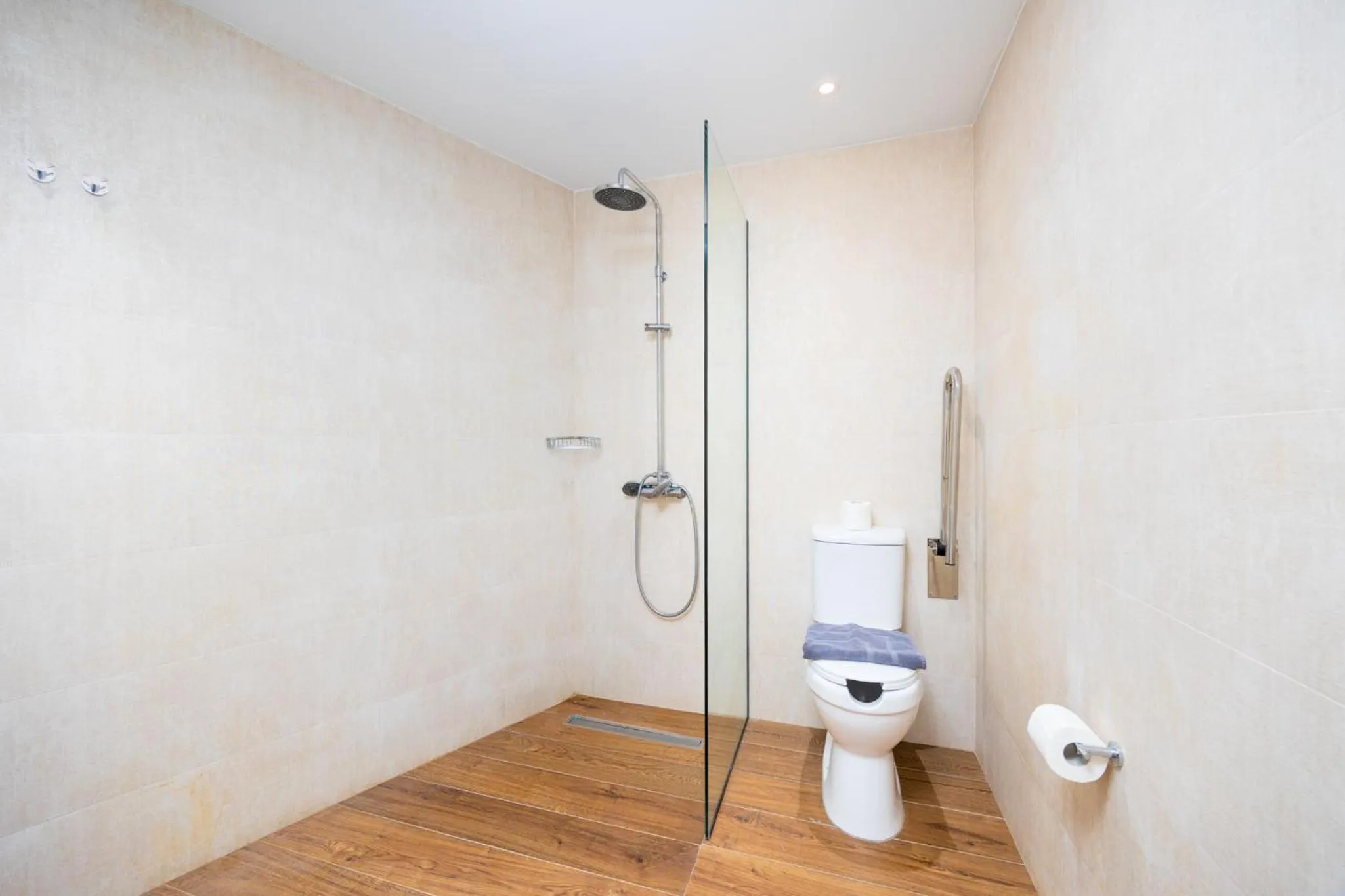 Shower in Nobile Boutique Hotel