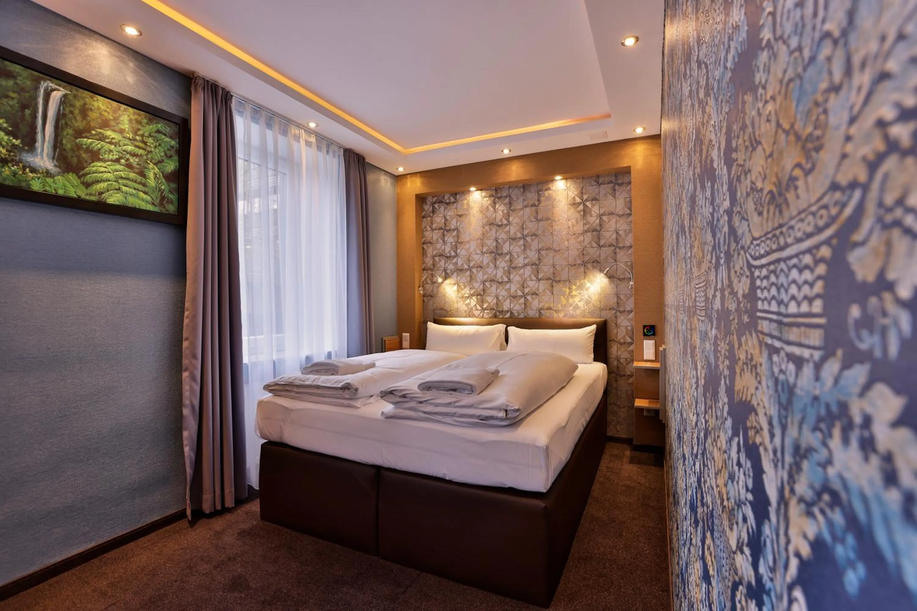 Photo of the whole room, Bed in Stay-Inn Bielefeld Zentrum