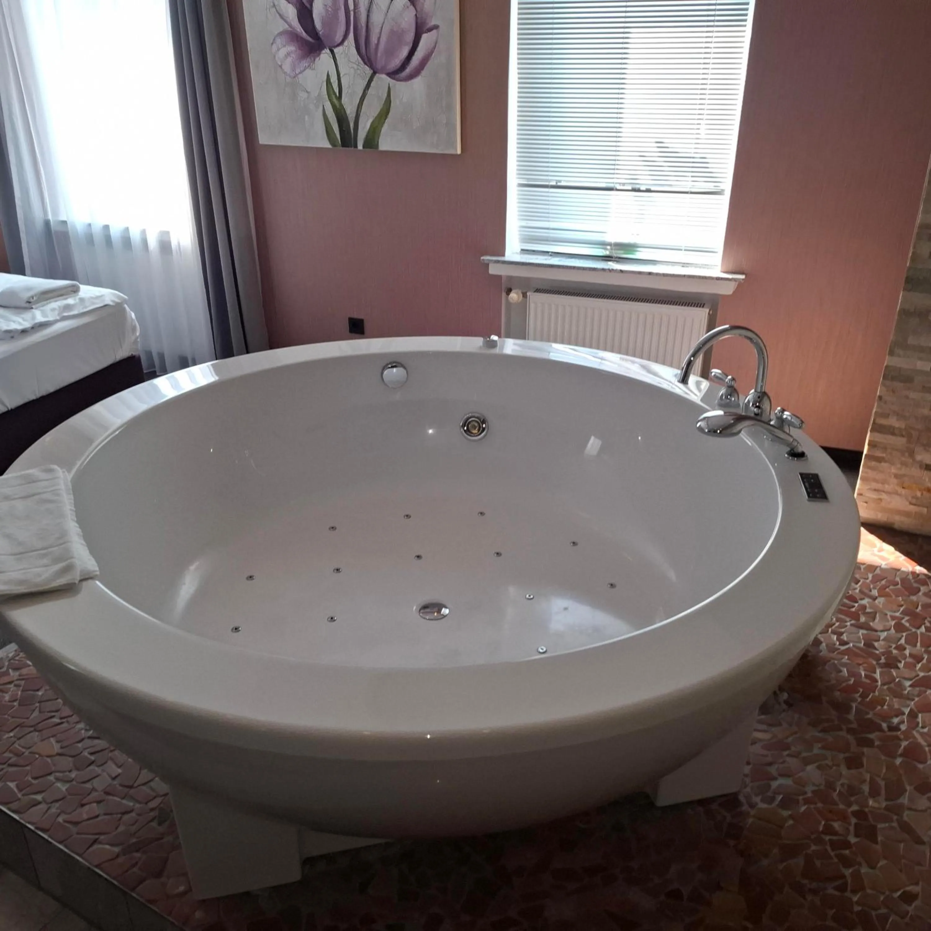 Hot Tub in Stay-Inn Bielefeld Zentrum