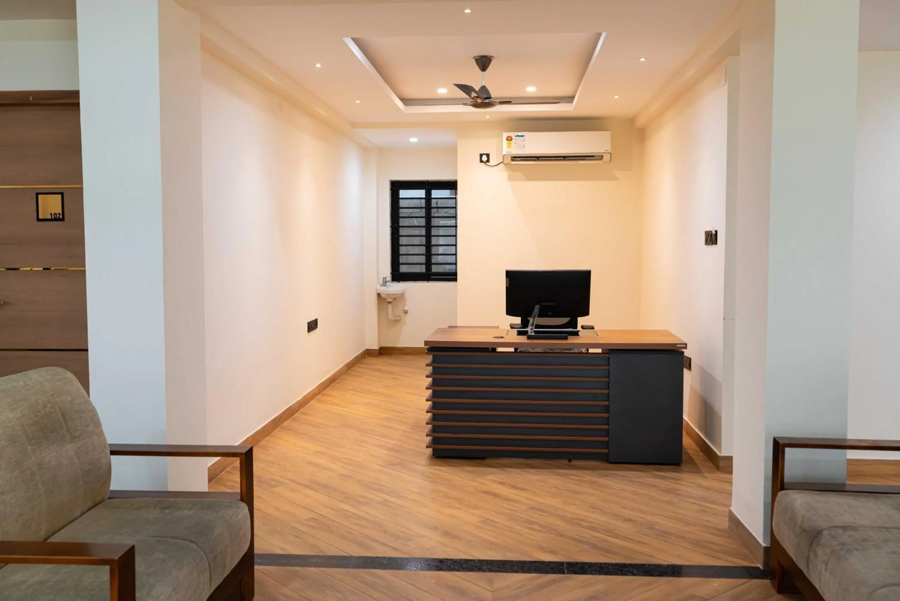 Lobby or reception in The Paradise International Hotel