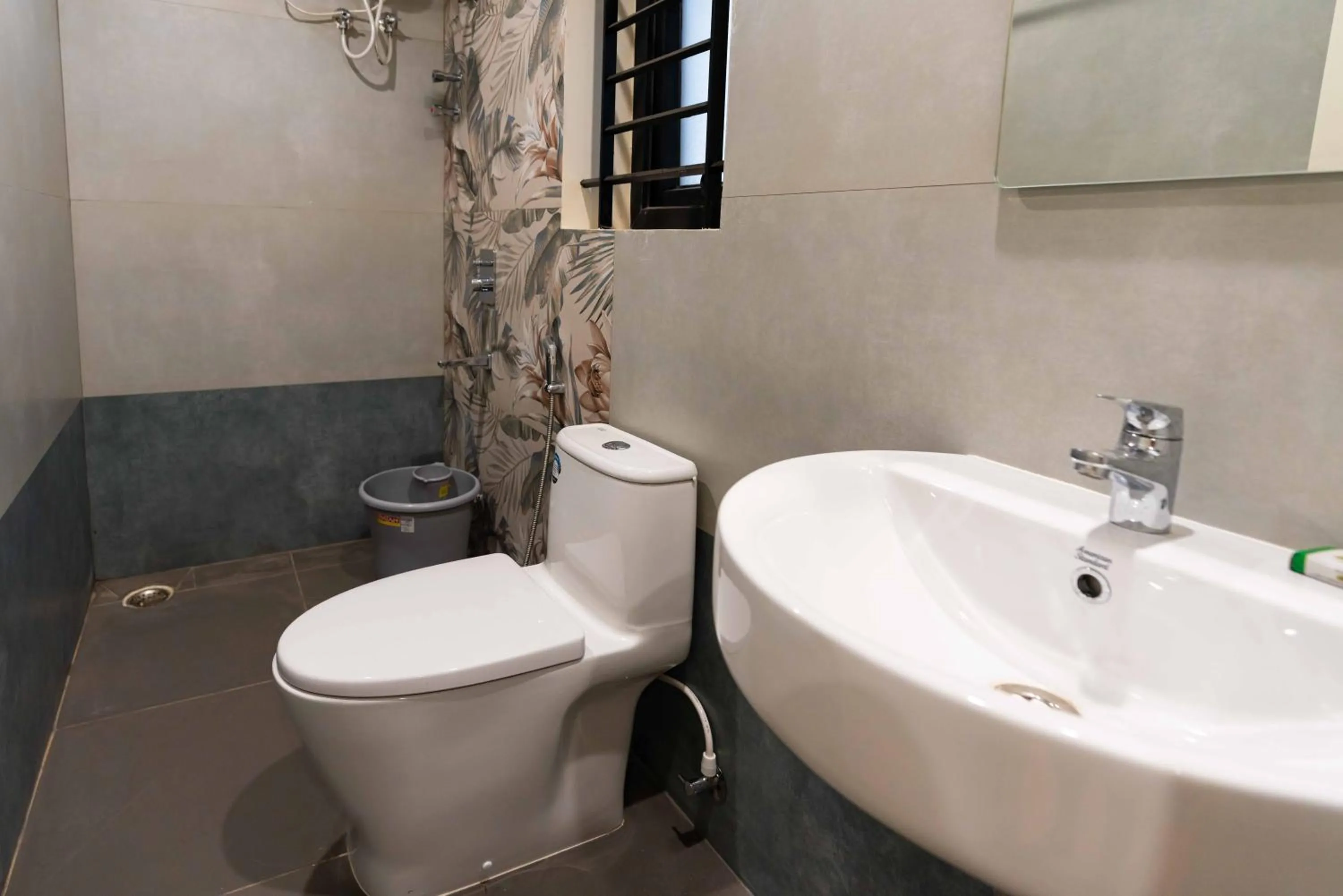 Bathroom in The Paradise International Hotel