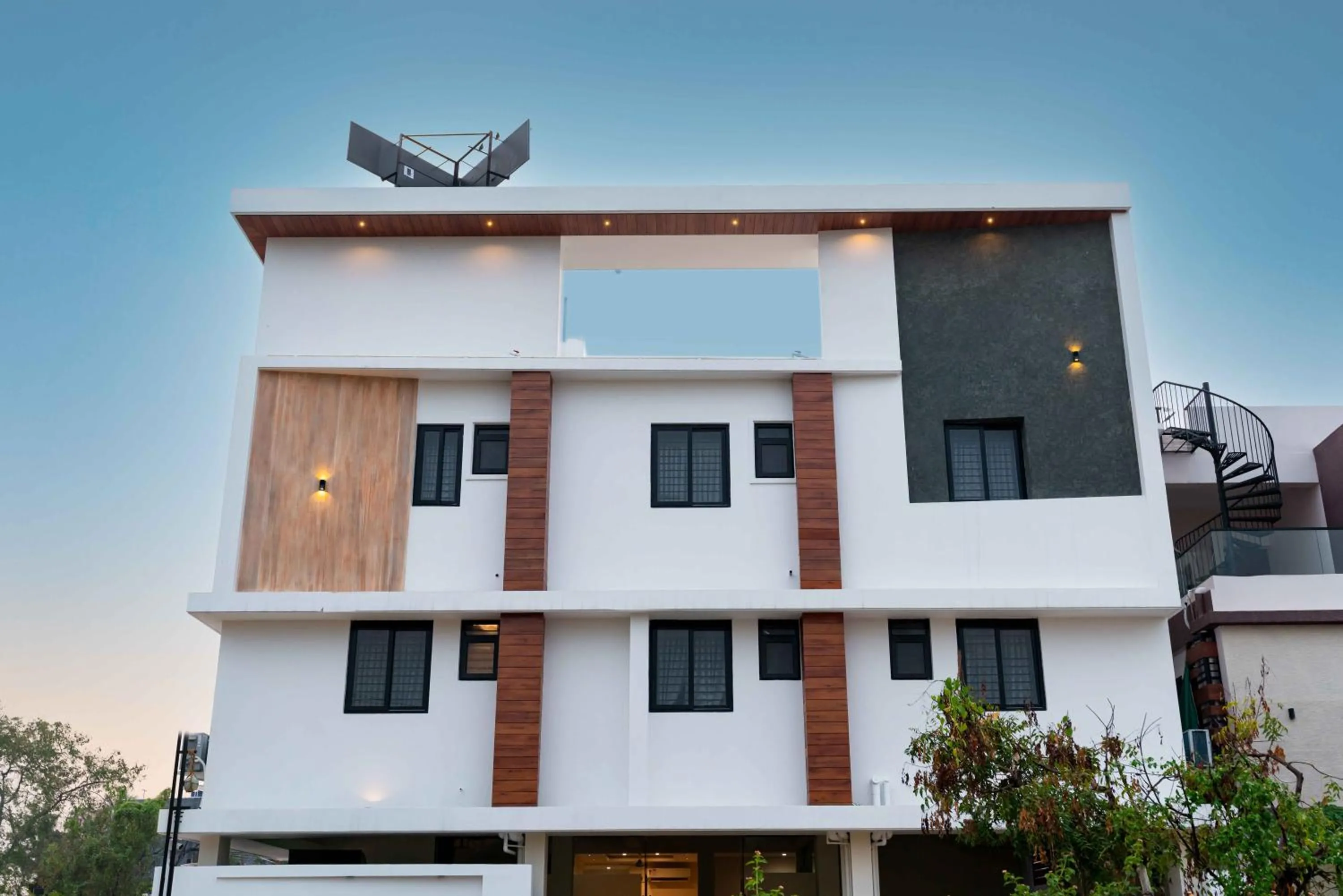 Property building in The Paradise International Hotel