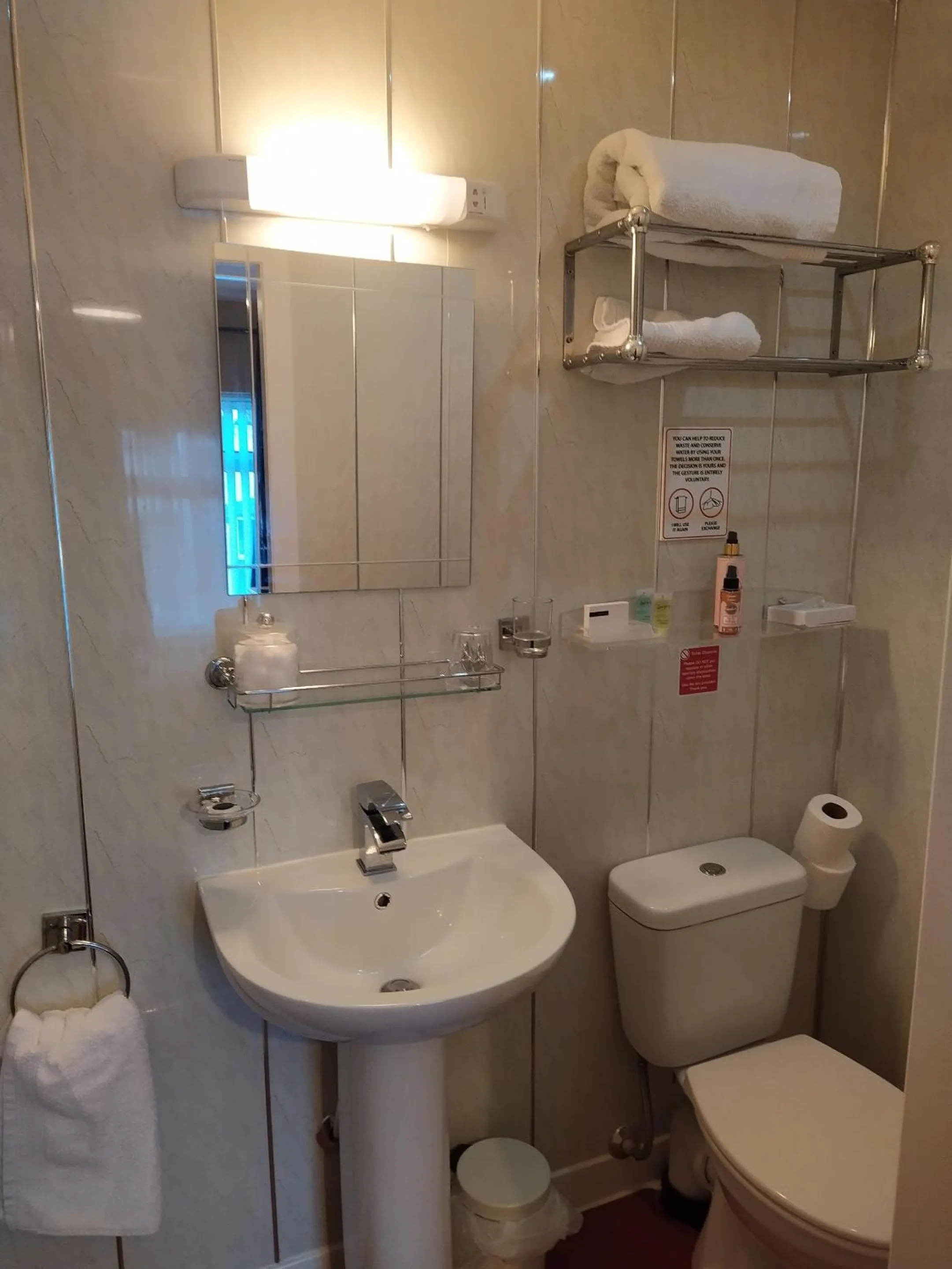 Bathroom in The Norwood Hotel