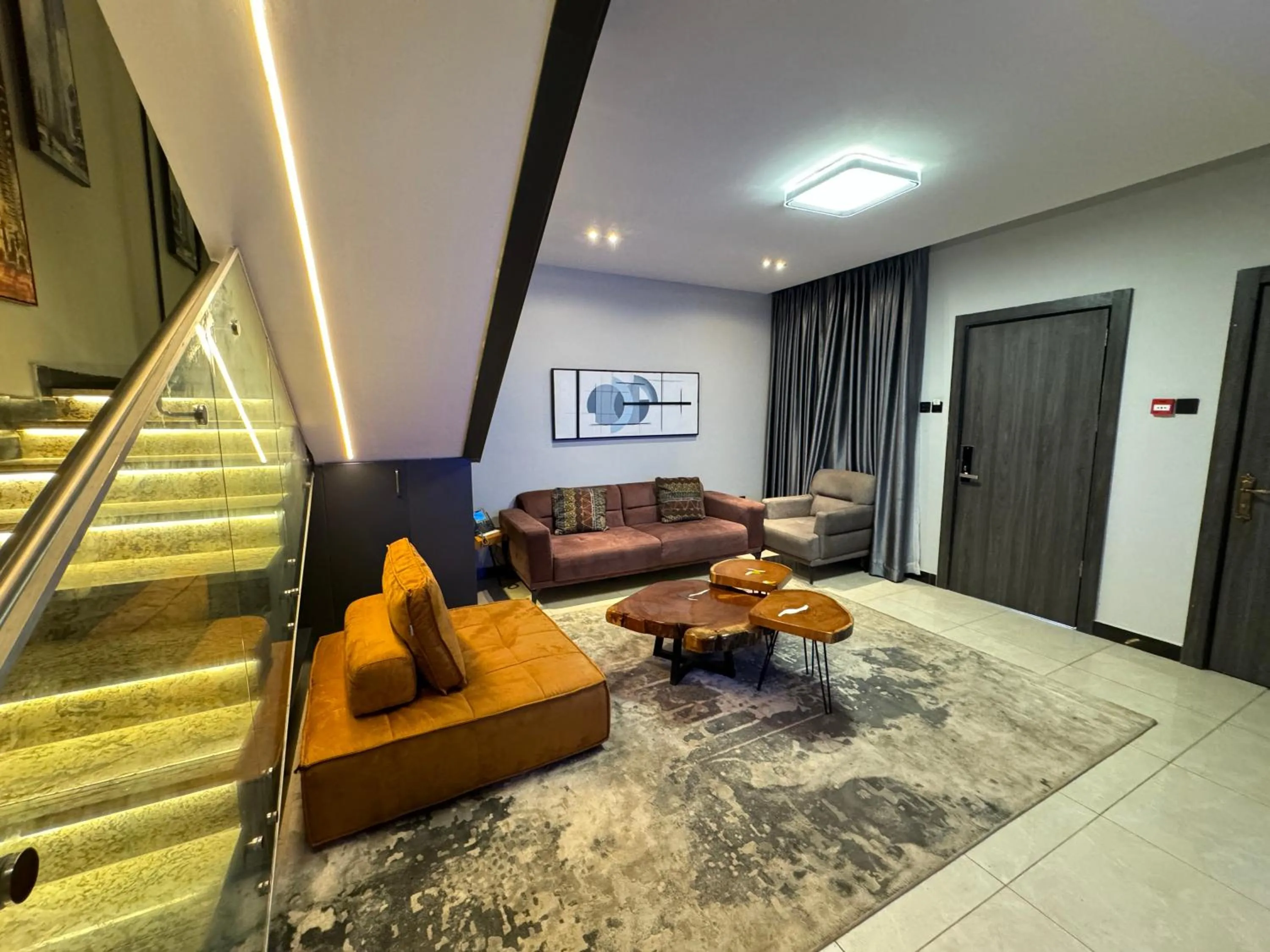 Living room in Blu Pearl Hotel & Residence