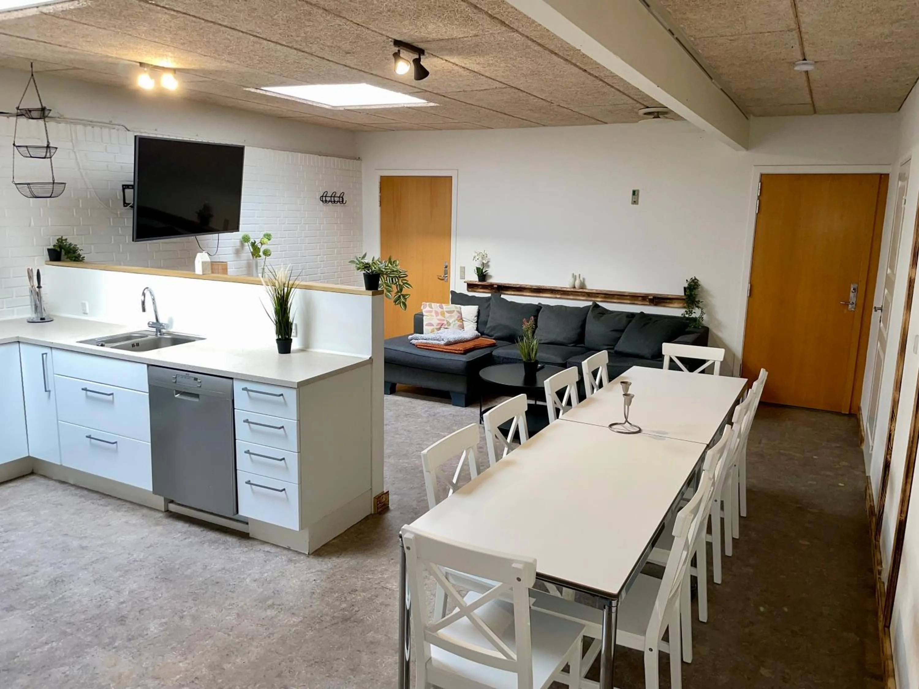 Three-Bedroom Apartment in Room4u Grindsted