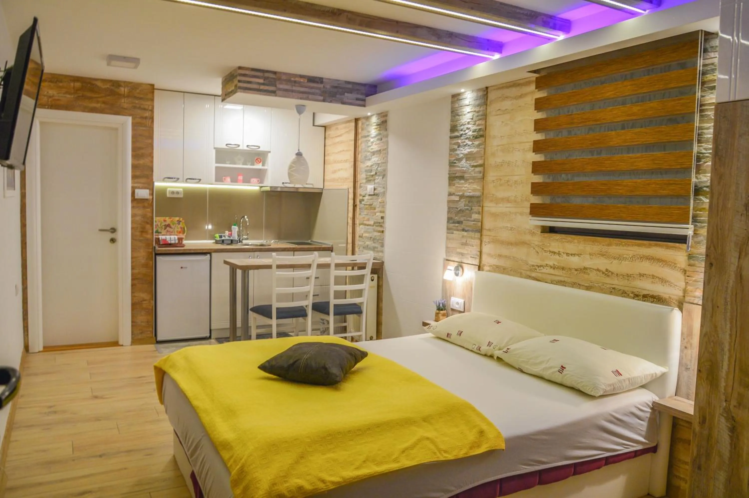 Bed in Apartments Josipovic