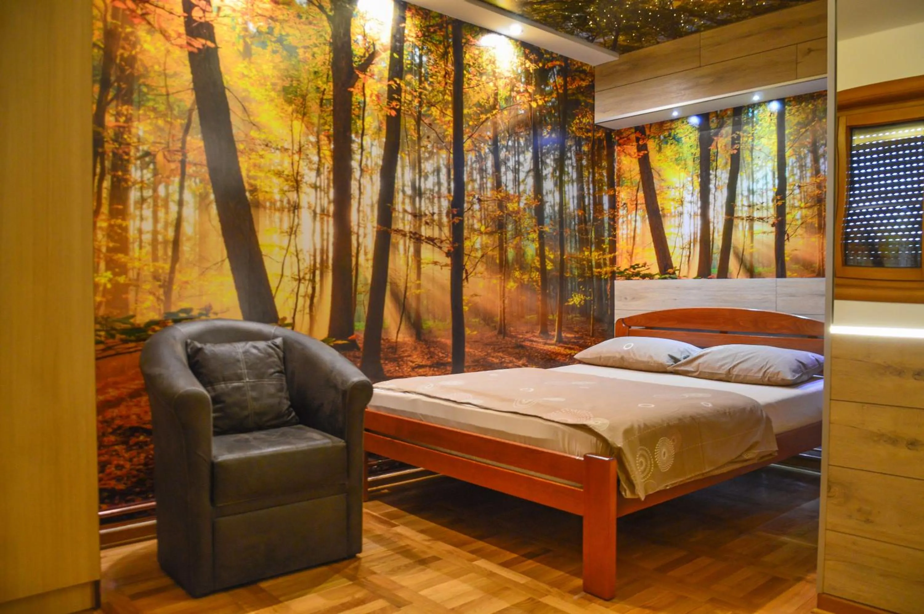 Night, Bed in Apartments Josipovic