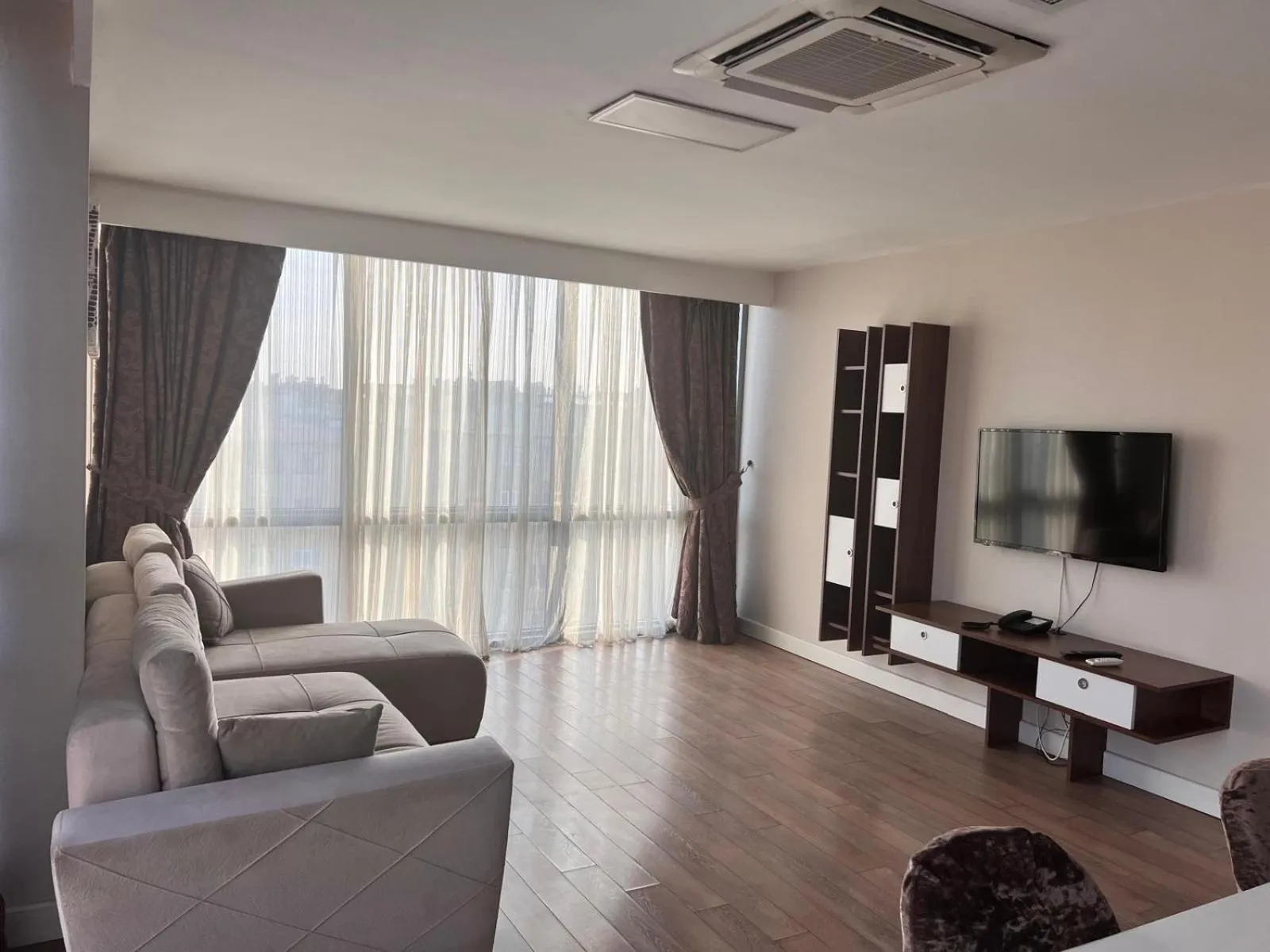 Living room in Liv Suit Hotel