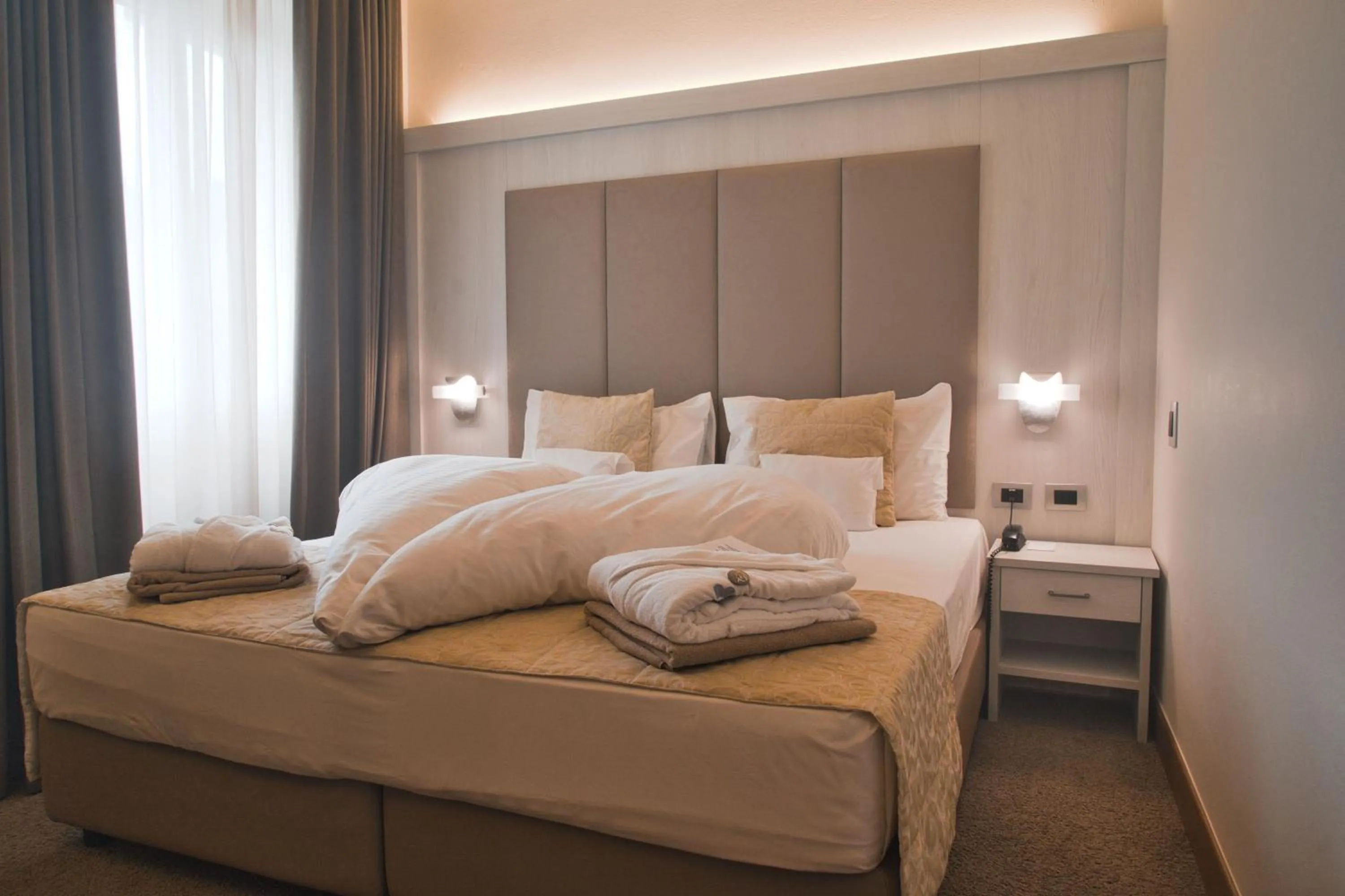 Bedroom, Bed in Villa Nicolli Romantic Spa Resort - Adults Only