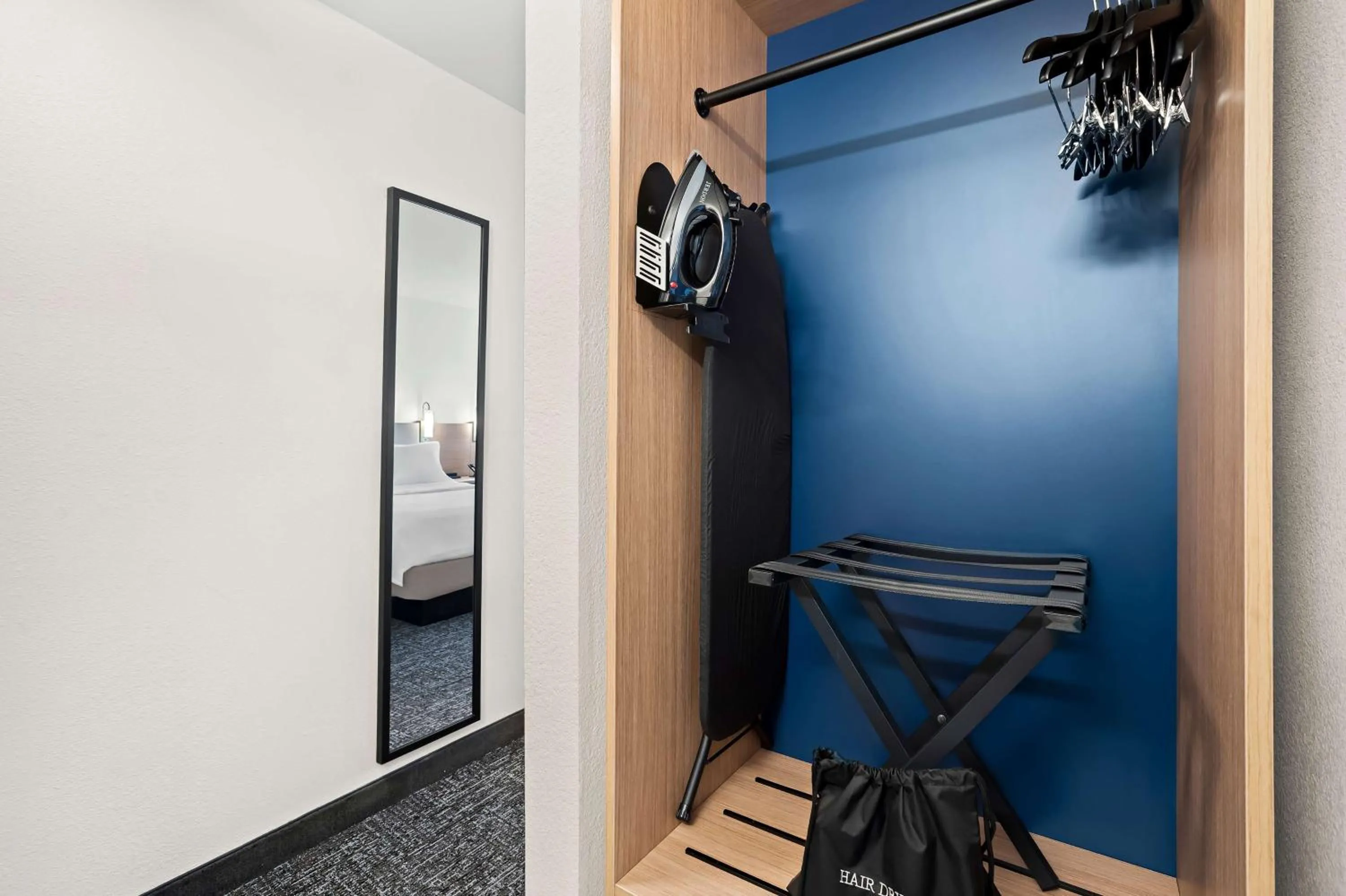 Photo of the whole room in Spark By Hilton Moline Quad Cities