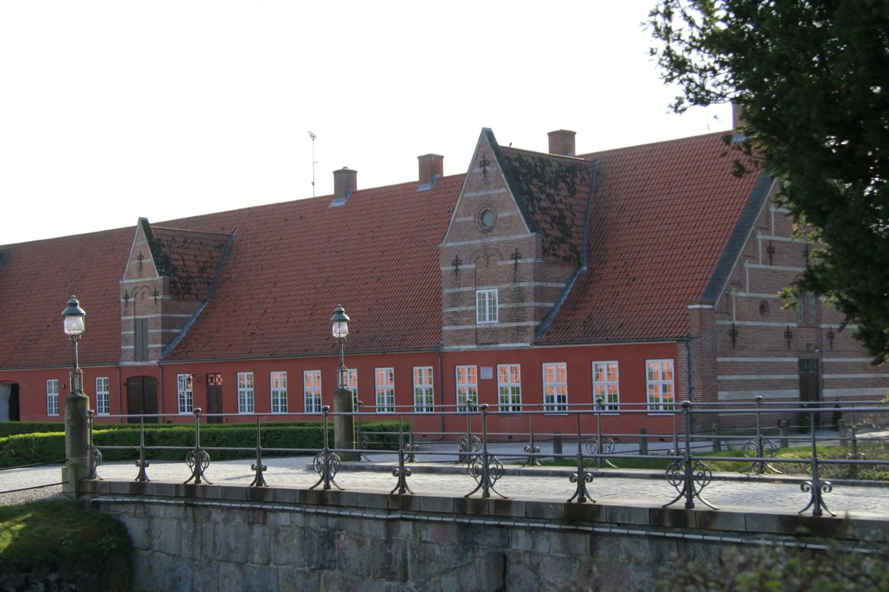 Property building in Vemmetofte Præstegård