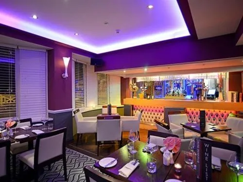 Dining area in Briardene