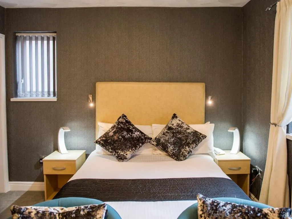 Bedroom, Bed in Briardene