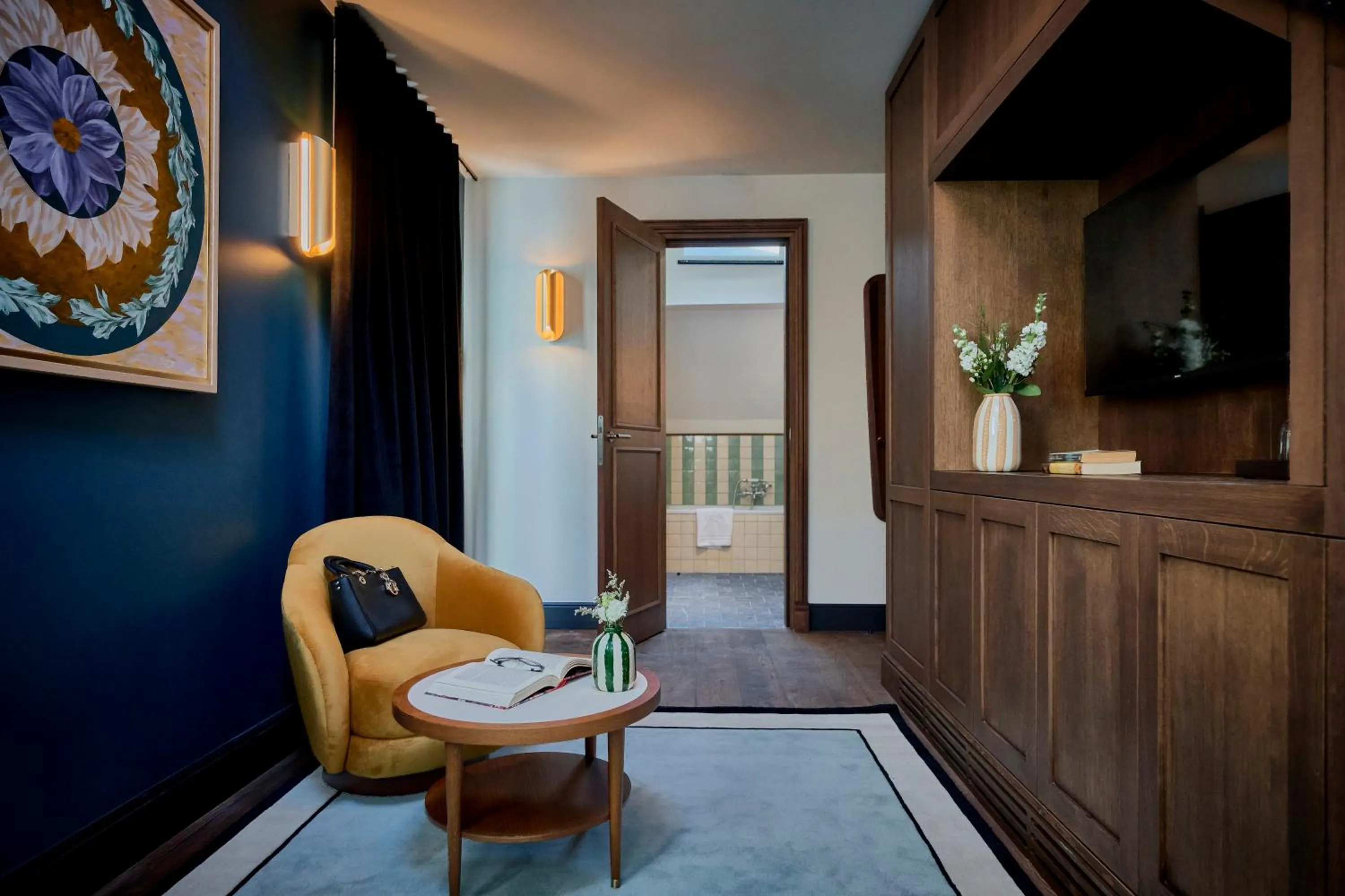 Living room in Faubourg 21 - The Leading Hotels of the World