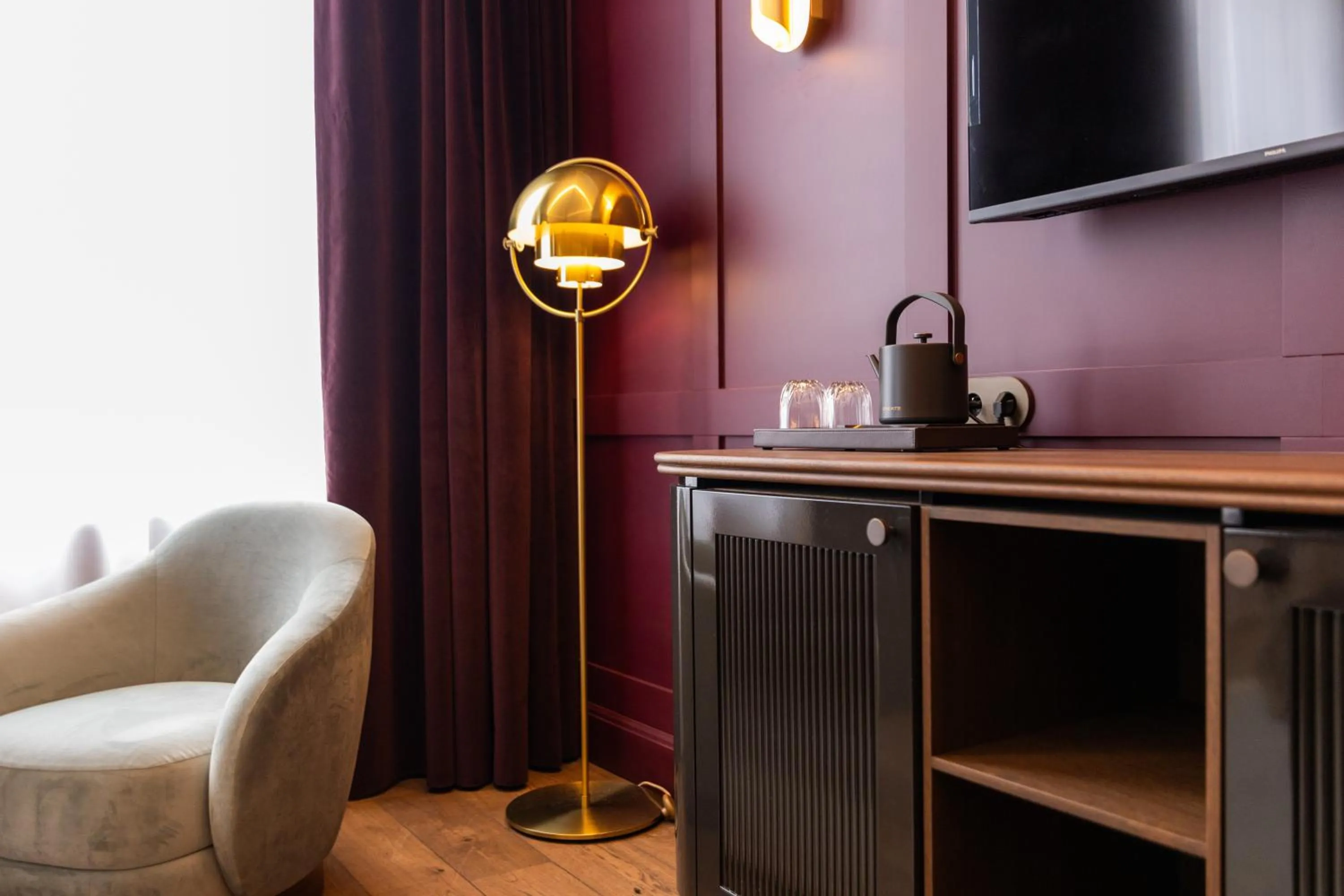 TV and multimedia in Faubourg 21 - The Leading Hotels of the World