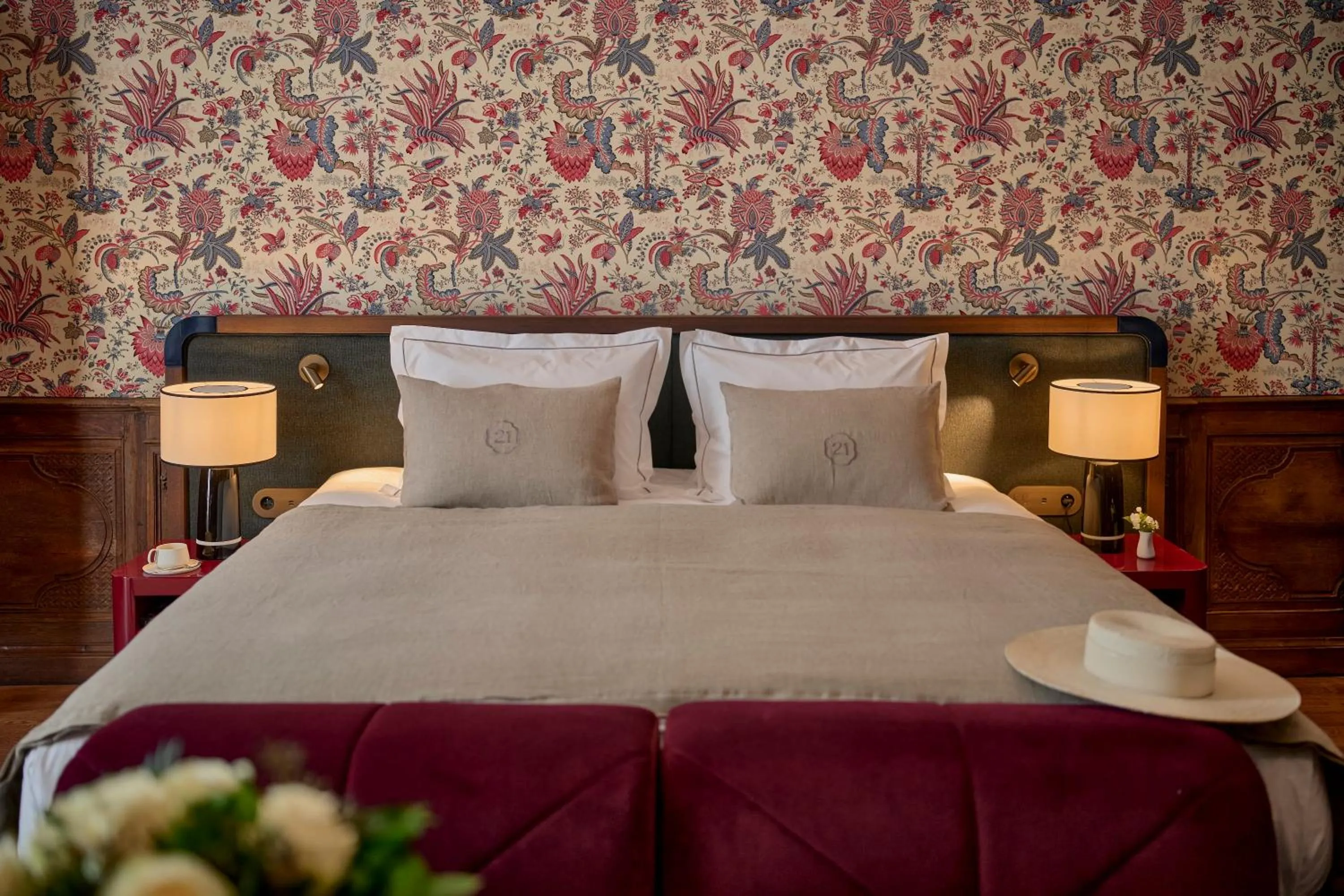 Bed in Faubourg 21 - The Leading Hotels of the World