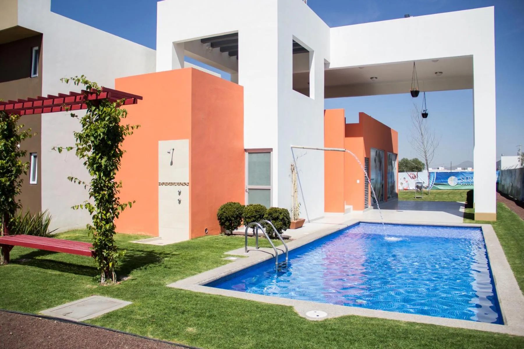 Swimming pool in Redwood Villas Zona Industrial San Luis Potosi