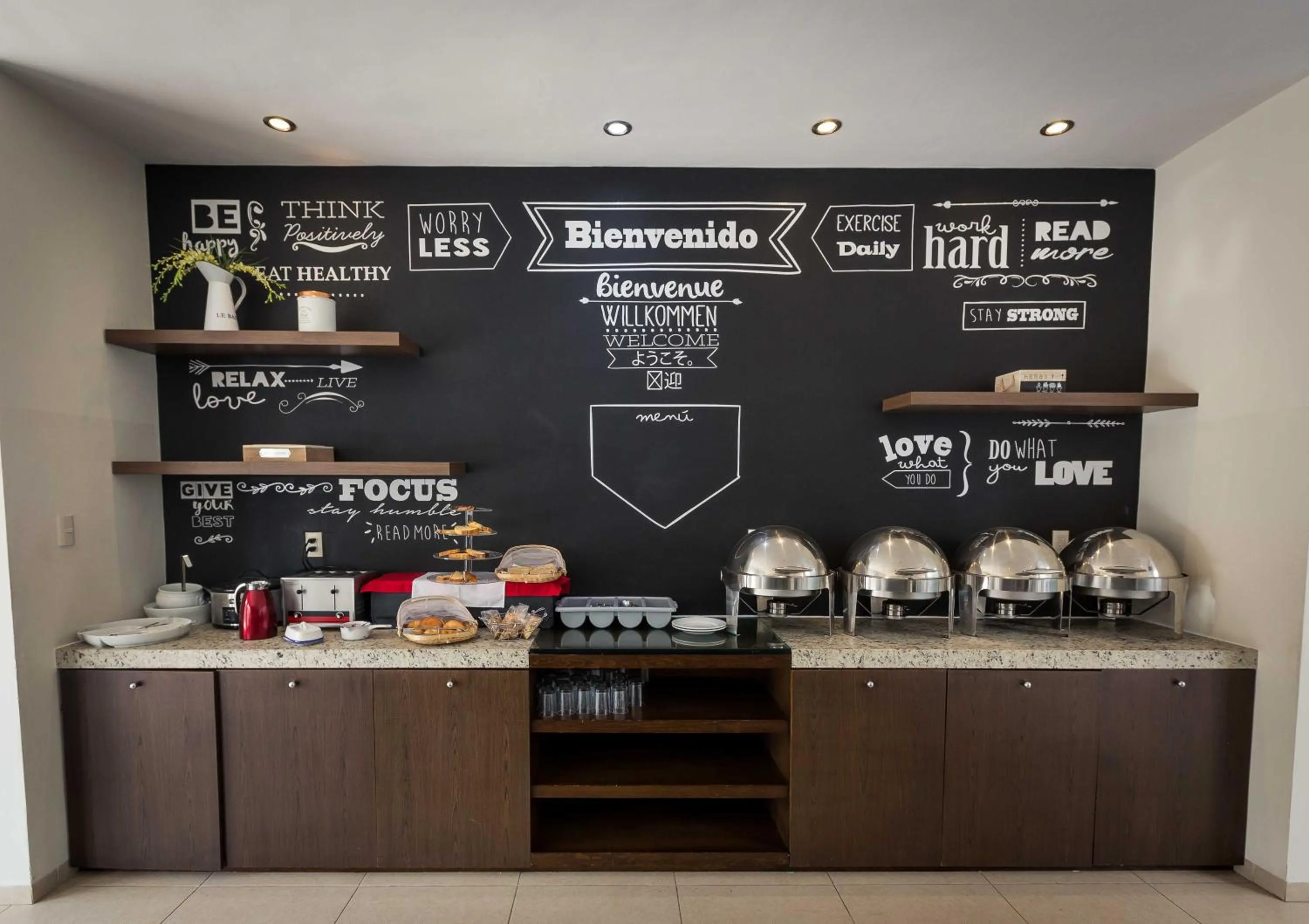 Restaurant/places to eat in Redwood Villas Zona Industrial San Luis Potosi